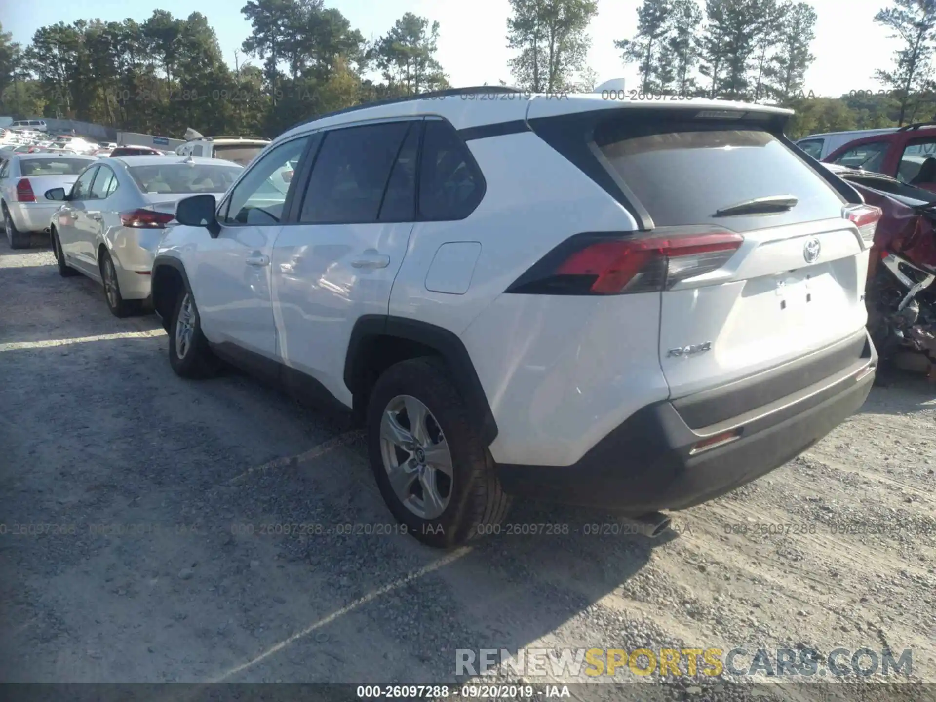 3 Фотография поврежденного автомобиля 2T3W1RFV1KW026278 TOYOTA RAV4 2019