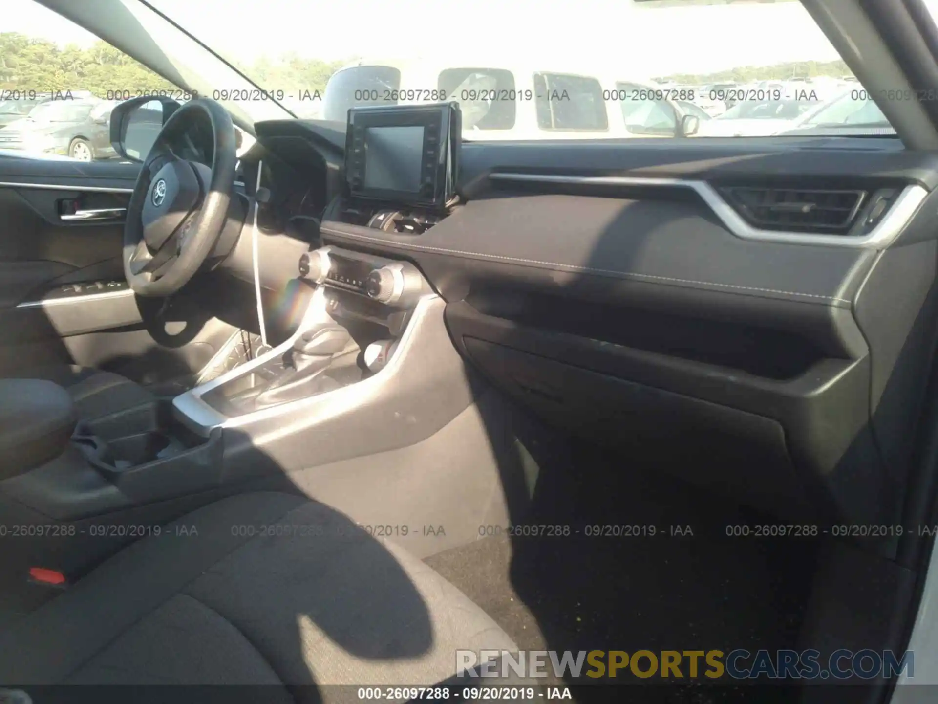 5 Photograph of a damaged car 2T3W1RFV1KW026278 TOYOTA RAV4 2019