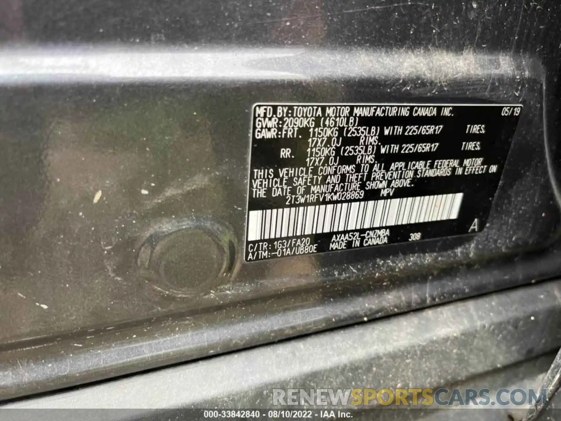 9 Photograph of a damaged car 2T3W1RFV1KW028869 TOYOTA RAV4 2019