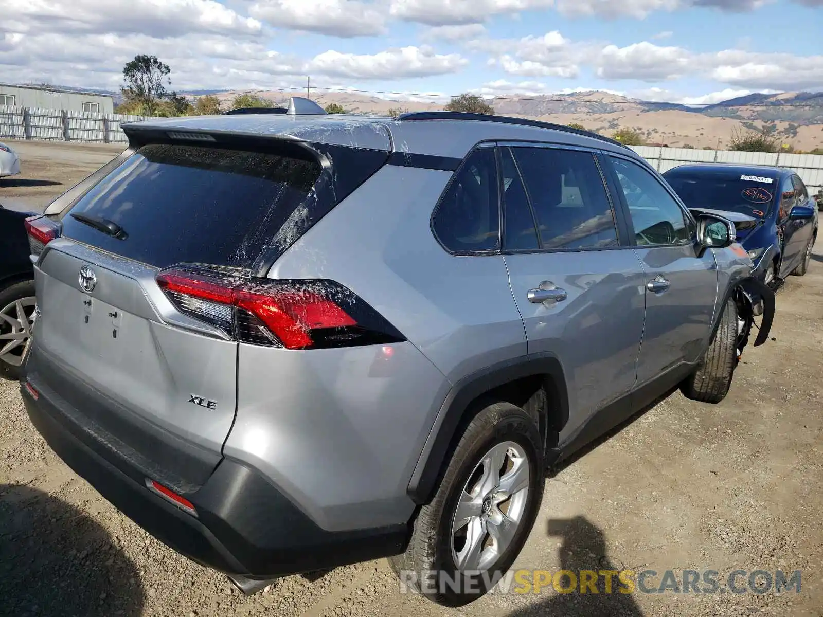 4 Photograph of a damaged car 2T3W1RFV1KW029777 TOYOTA RAV4 2019