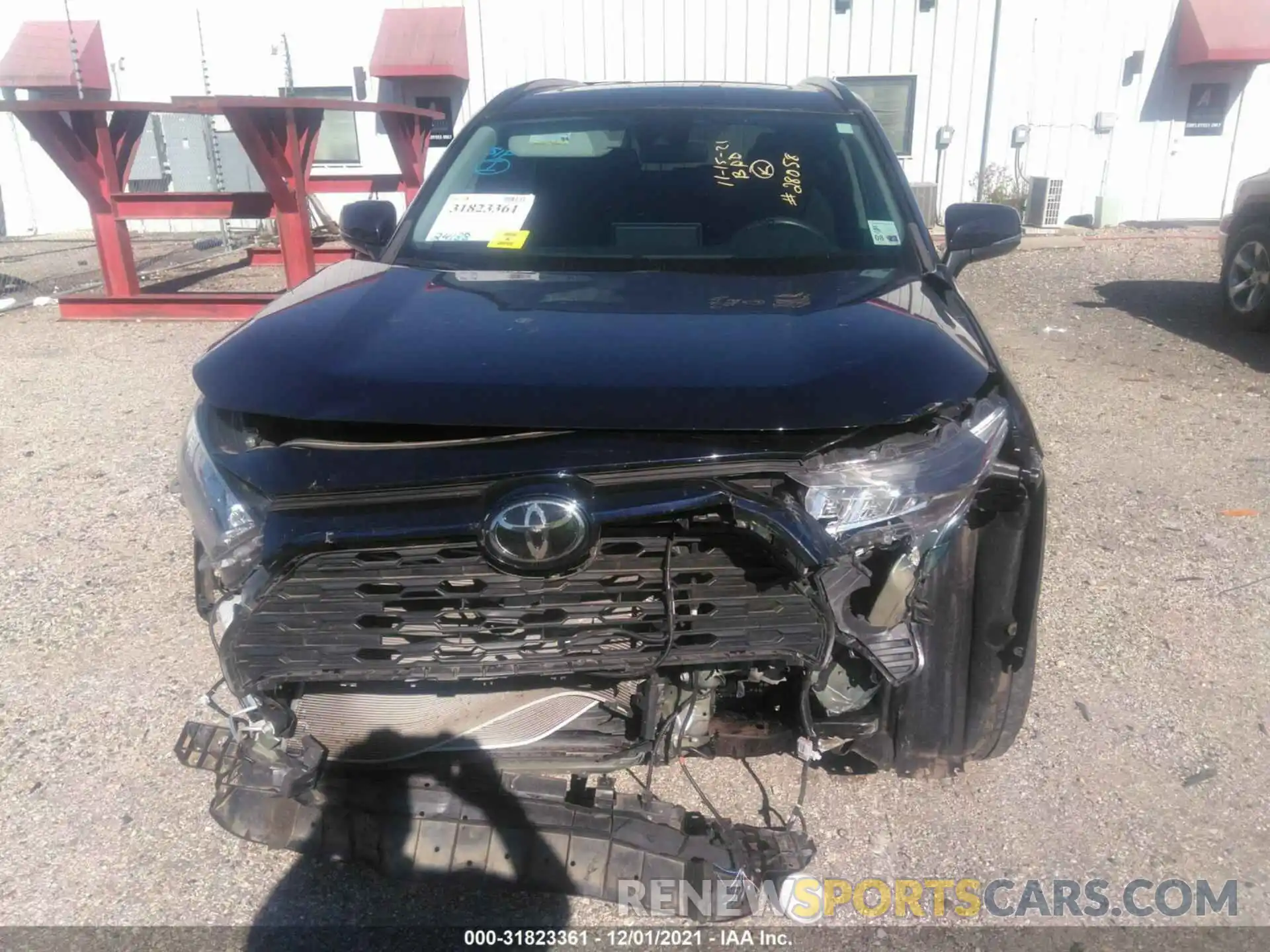 10 Photograph of a damaged car 2T3W1RFV1KW042609 TOYOTA RAV4 2019