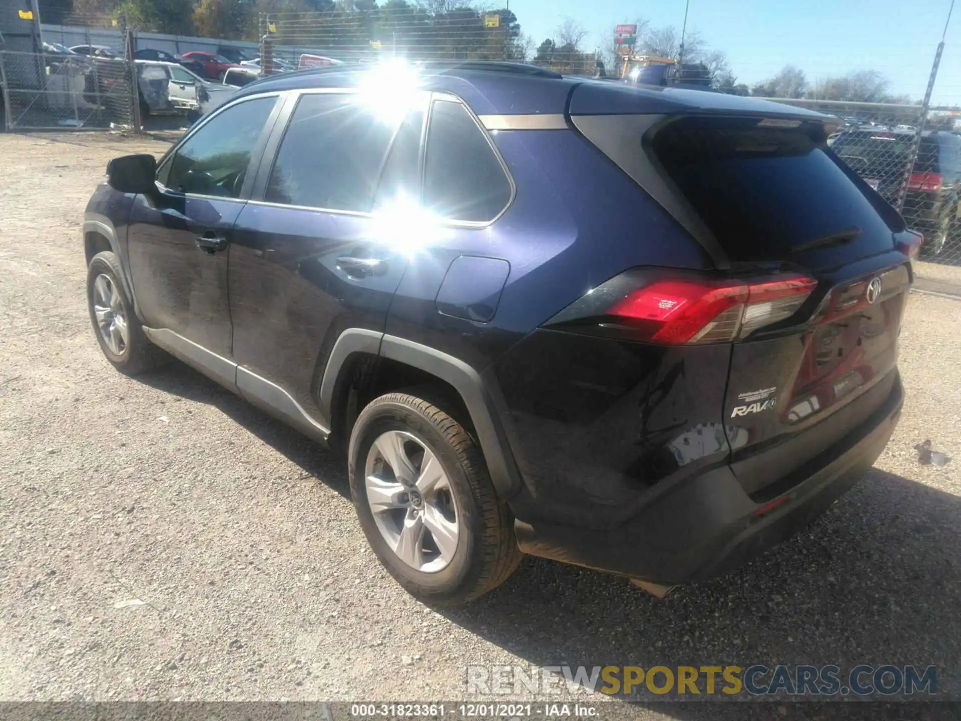 3 Photograph of a damaged car 2T3W1RFV1KW042609 TOYOTA RAV4 2019