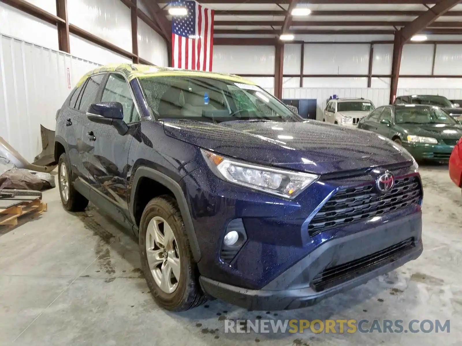 1 Photograph of a damaged car 2T3W1RFV1KW049639 TOYOTA RAV4 2019