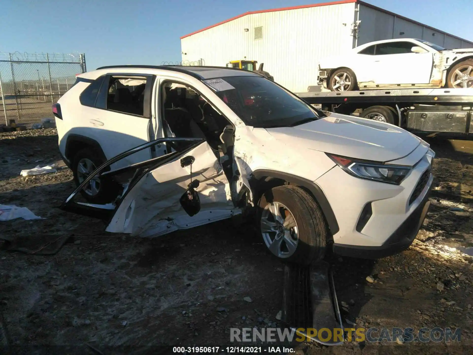 1 Photograph of a damaged car 2T3W1RFV1KW051388 TOYOTA RAV4 2019