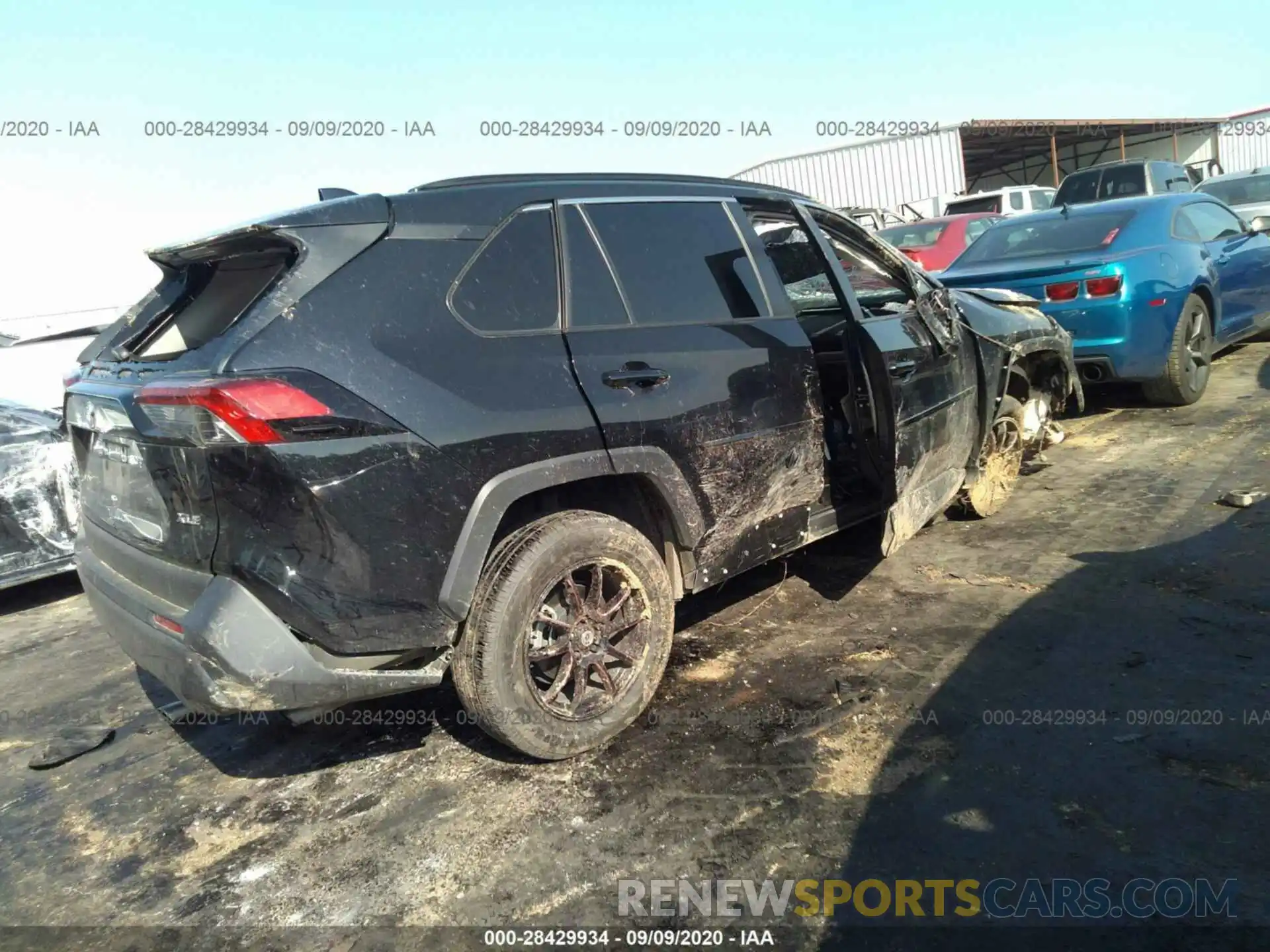 4 Фотография поврежденного автомобиля 2T3W1RFV2KC002685 TOYOTA RAV4 2019