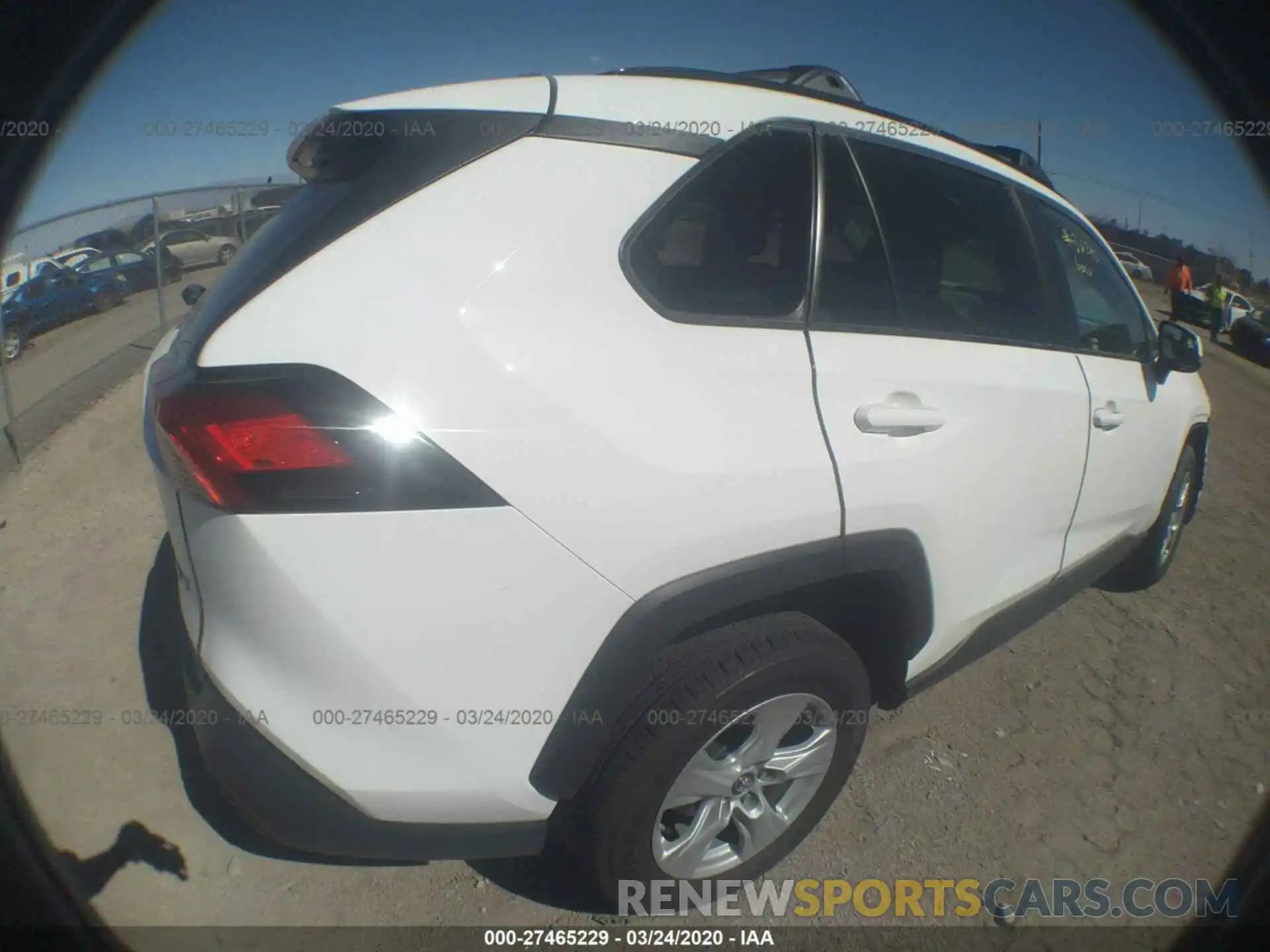 4 Photograph of a damaged car 2T3W1RFV2KC003593 TOYOTA RAV4 2019