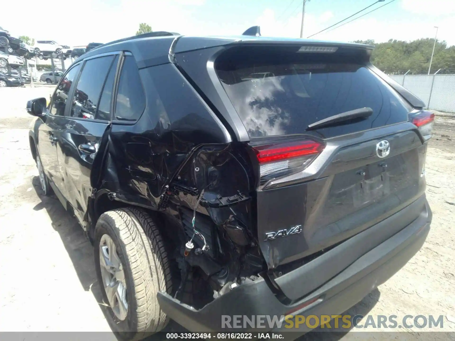 3 Photograph of a damaged car 2T3W1RFV2KC019163 TOYOTA RAV4 2019