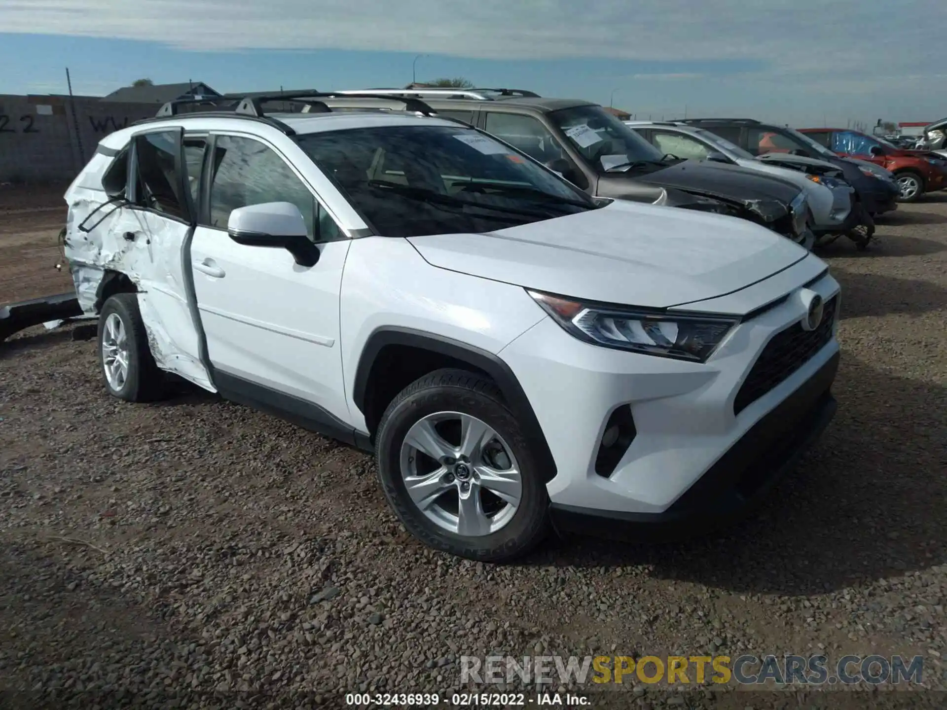 1 Фотография поврежденного автомобиля 2T3W1RFV2KC019308 TOYOTA RAV4 2019