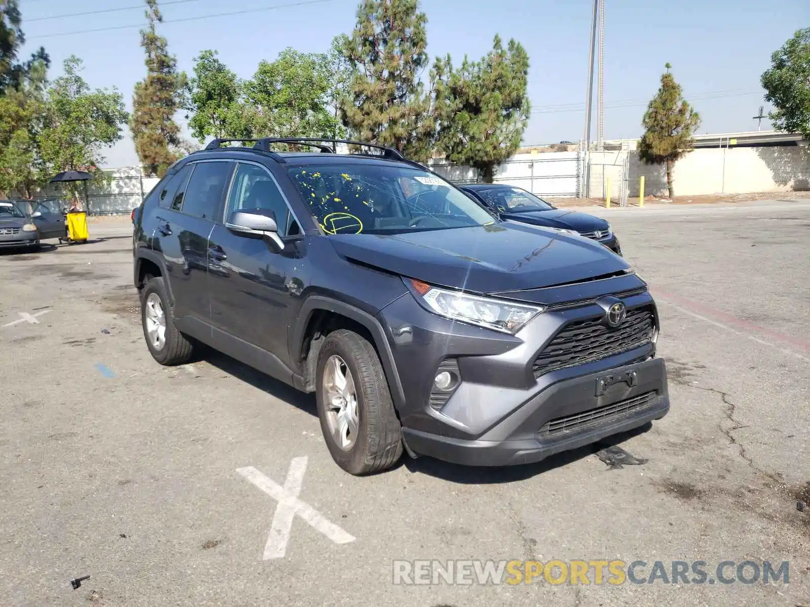 1 Photograph of a damaged car 2T3W1RFV2KC027988 TOYOTA RAV4 2019