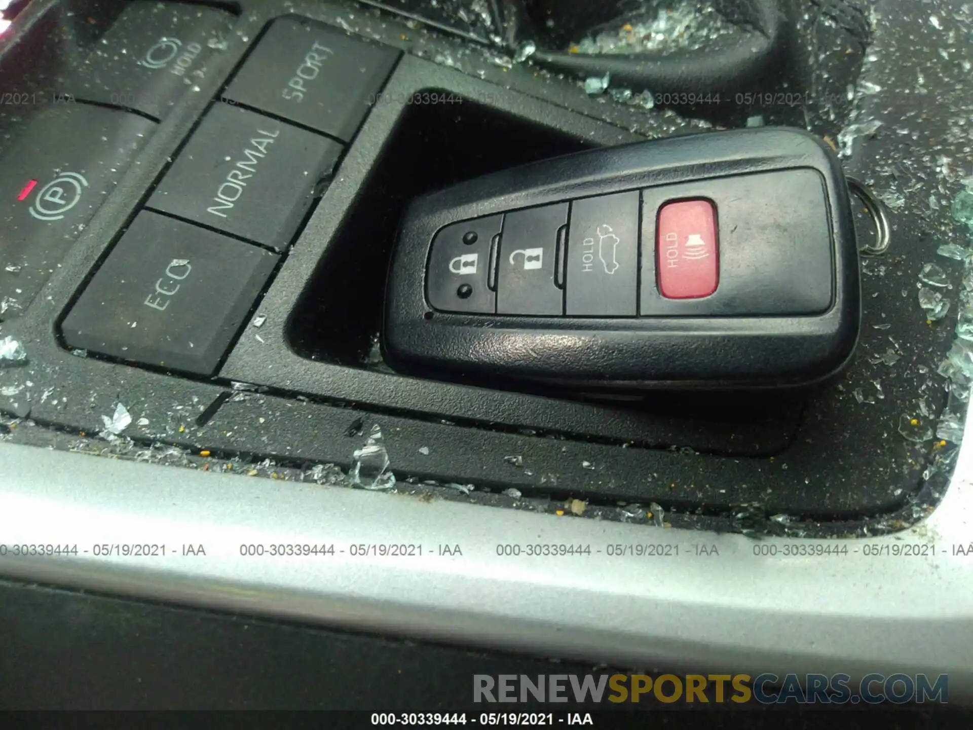 11 Photograph of a damaged car 2T3W1RFV2KC028414 TOYOTA RAV4 2019