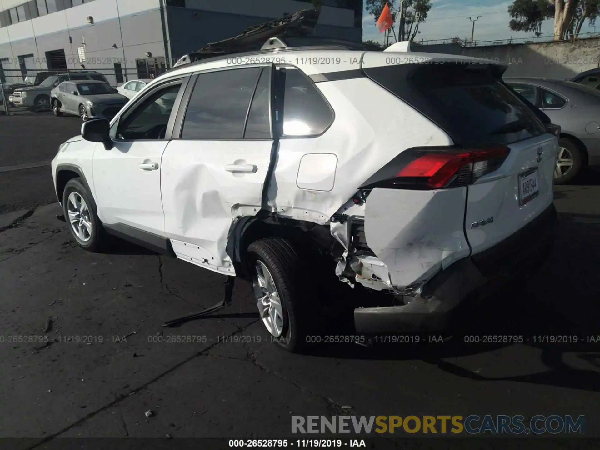 3 Photograph of a damaged car 2T3W1RFV2KC028655 TOYOTA RAV4 2019