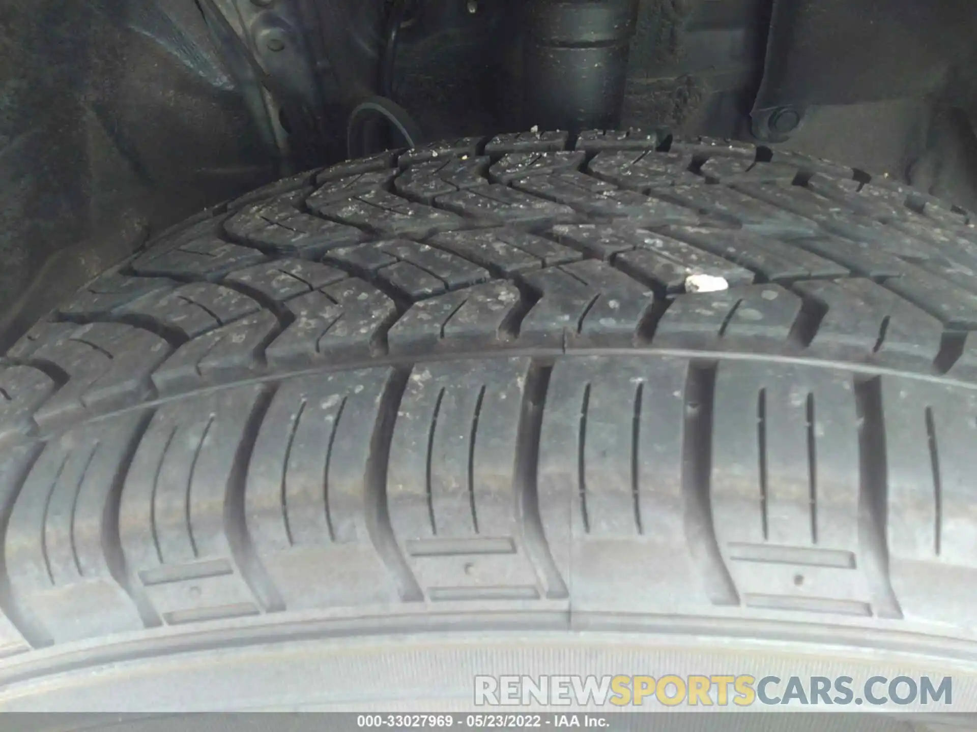 12 Фотография поврежденного автомобиля 2T3W1RFV2KC029577 TOYOTA RAV4 2019