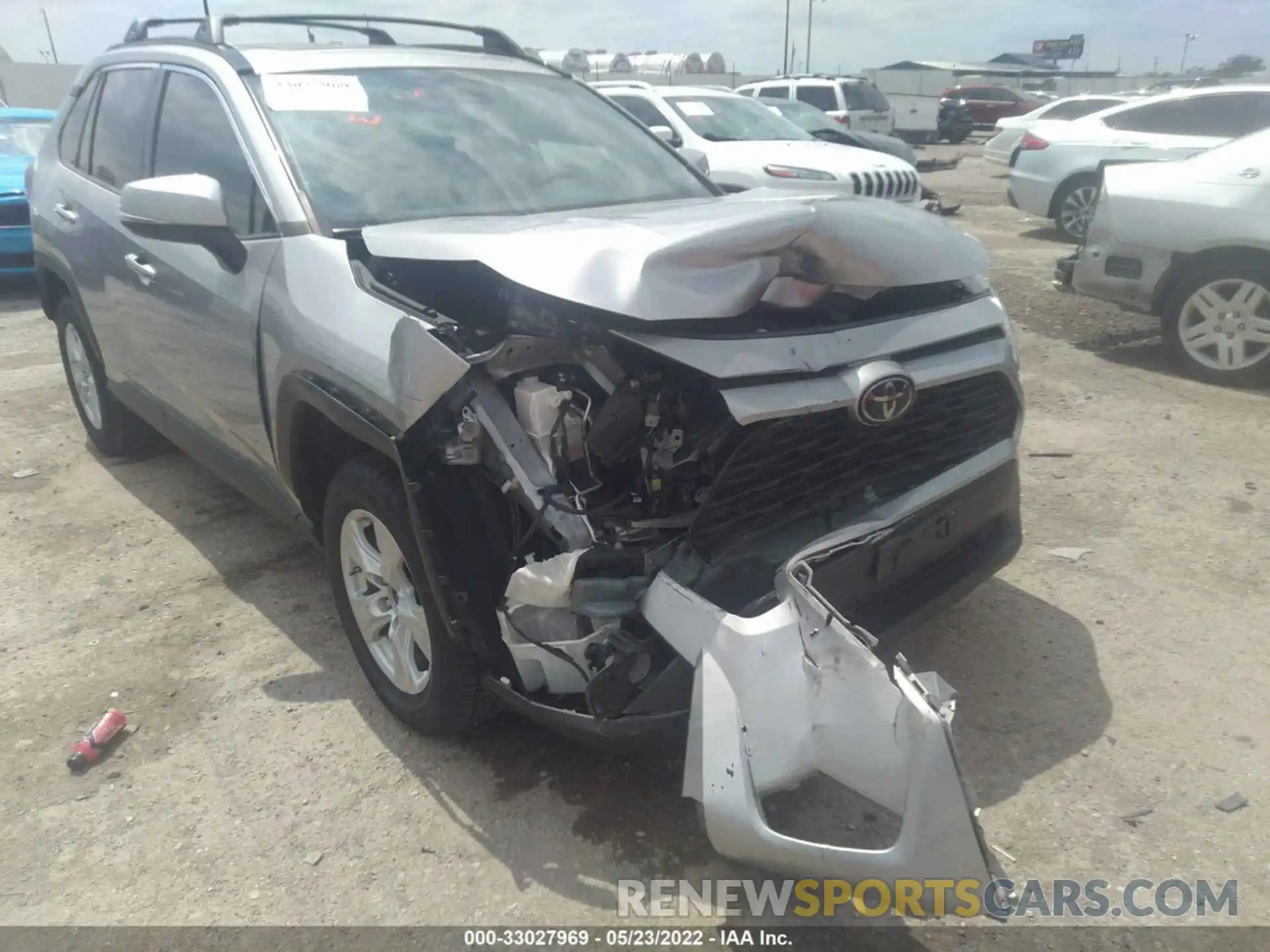 6 Photograph of a damaged car 2T3W1RFV2KC029577 TOYOTA RAV4 2019