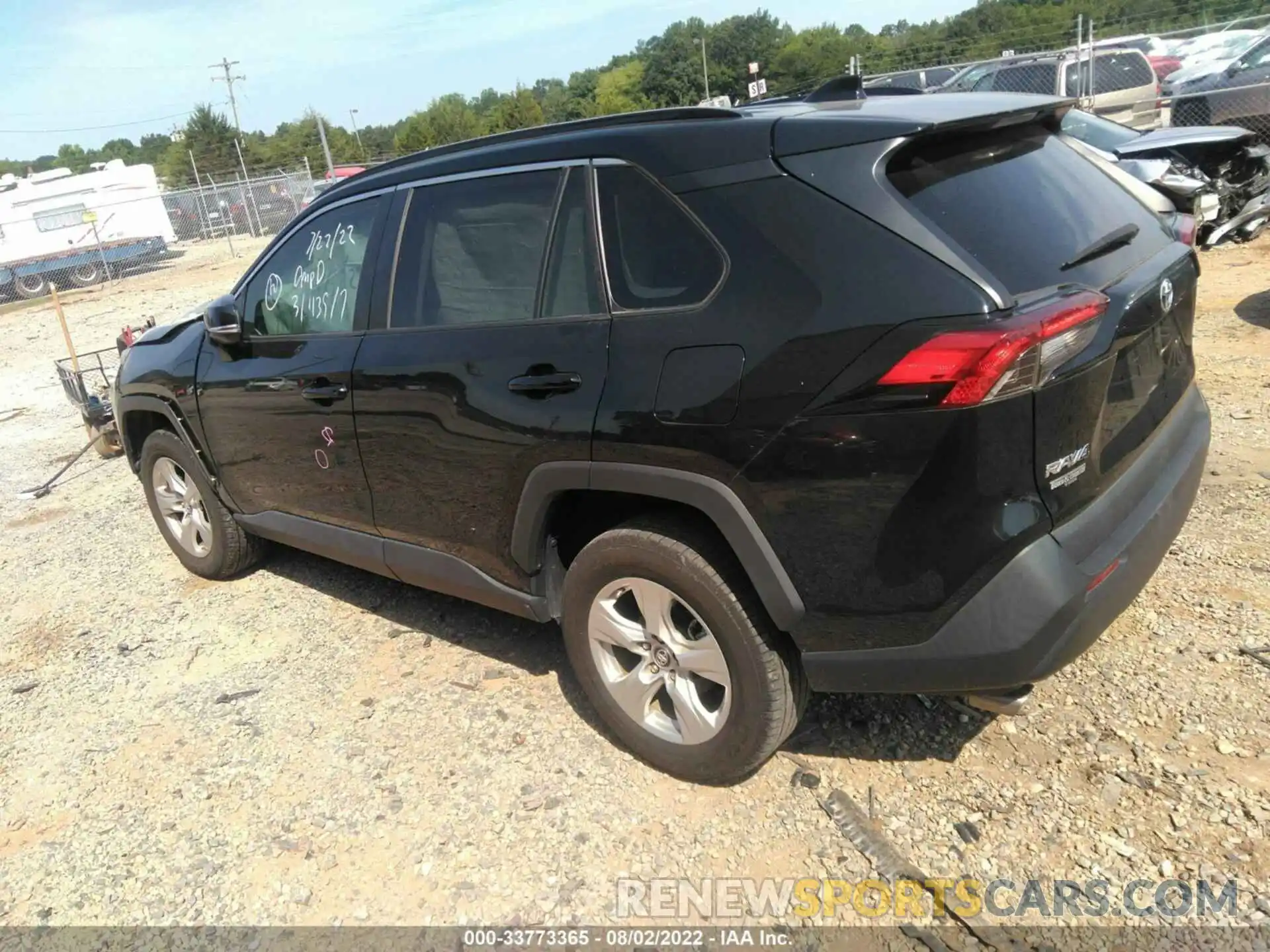 3 Photograph of a damaged car 2T3W1RFV2KC031149 TOYOTA RAV4 2019