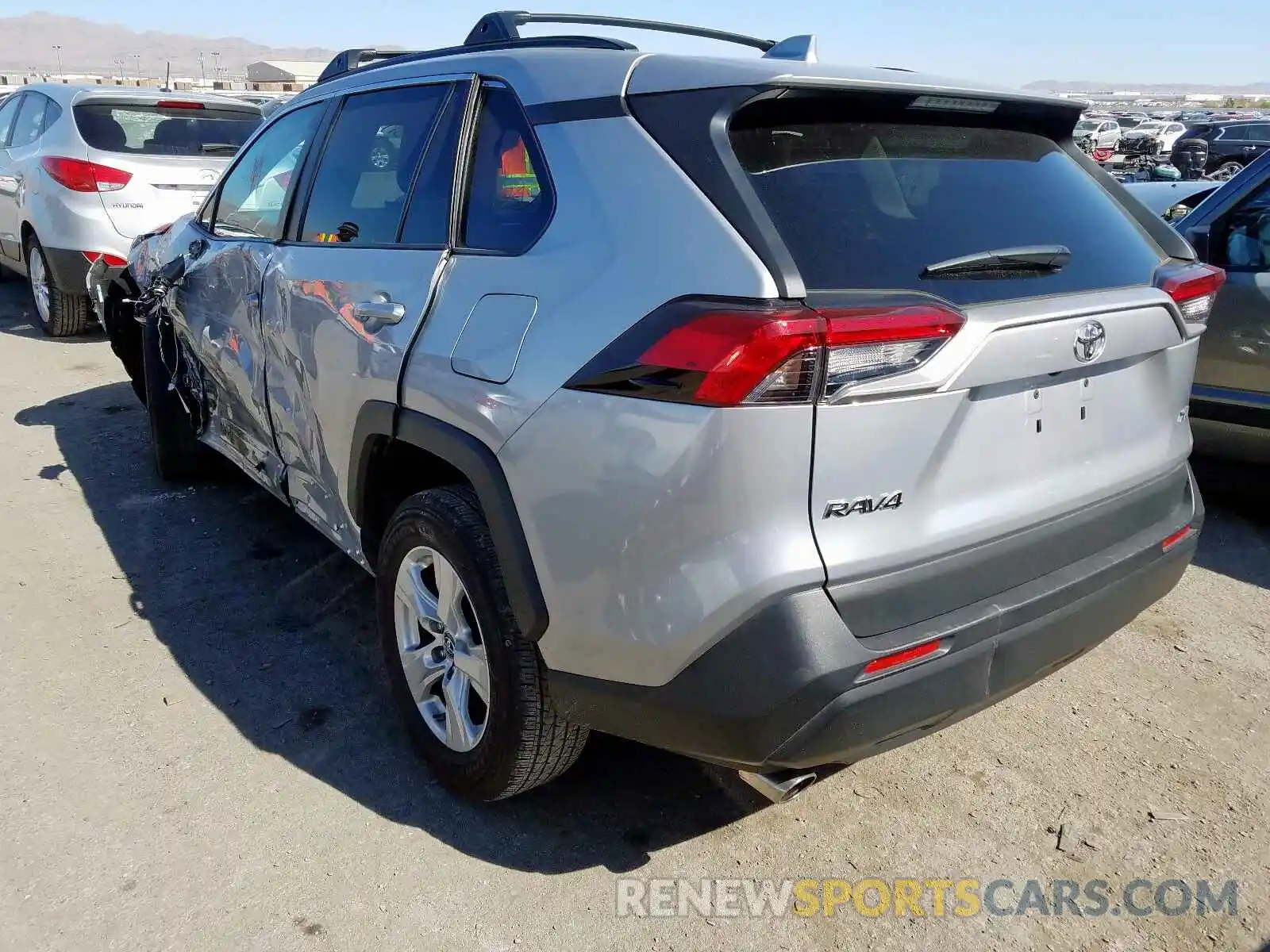 3 Photograph of a damaged car 2T3W1RFV2KW002426 TOYOTA RAV4 2019