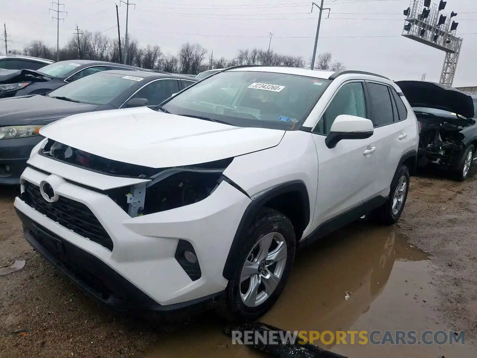 2 Photograph of a damaged car 2T3W1RFV2KW004113 TOYOTA RAV4 2019