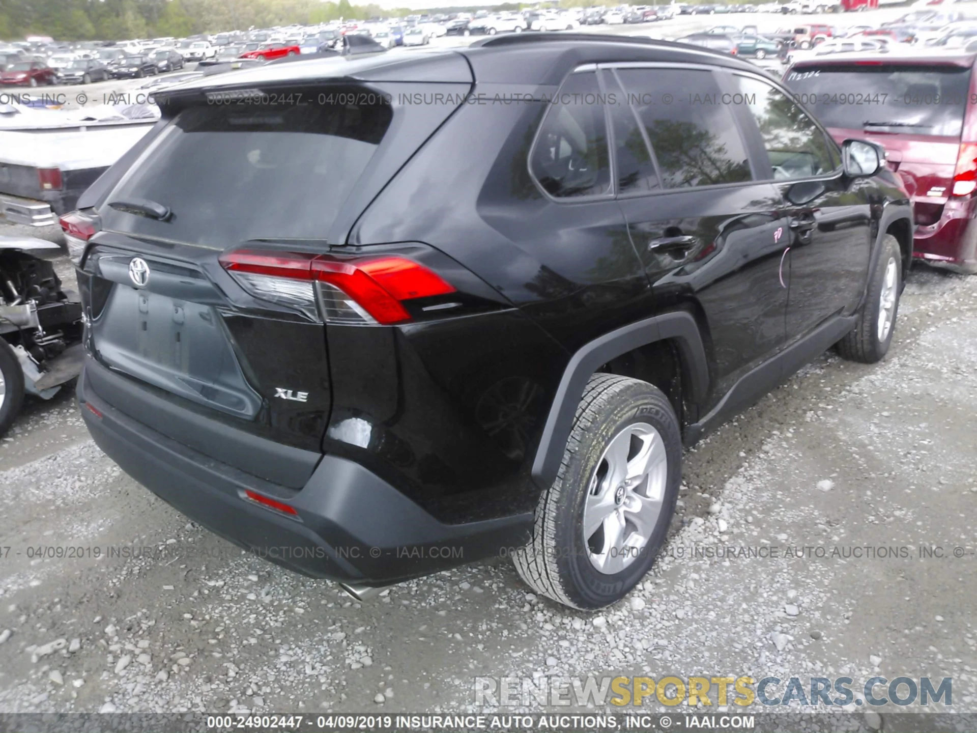 4 Photograph of a damaged car 2T3W1RFV2KW013958 TOYOTA RAV4 2019