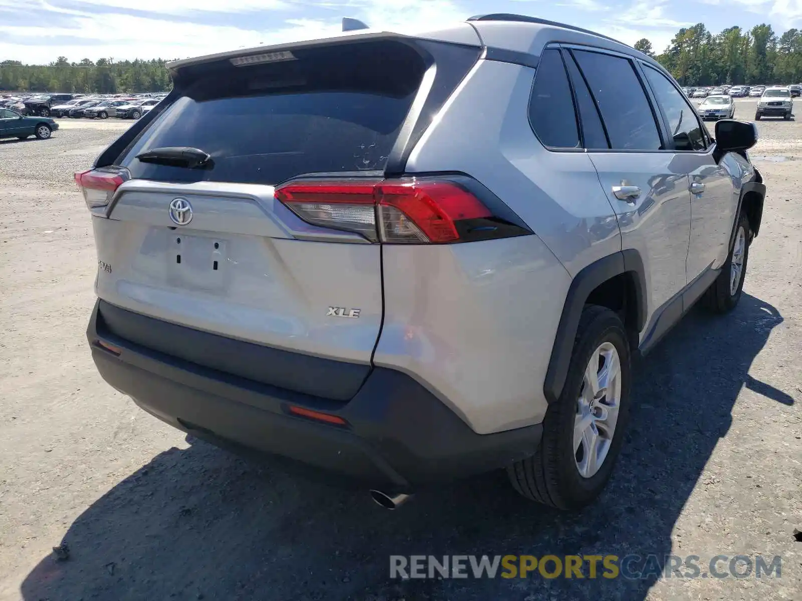 4 Photograph of a damaged car 2T3W1RFV2KW025169 TOYOTA RAV4 2019