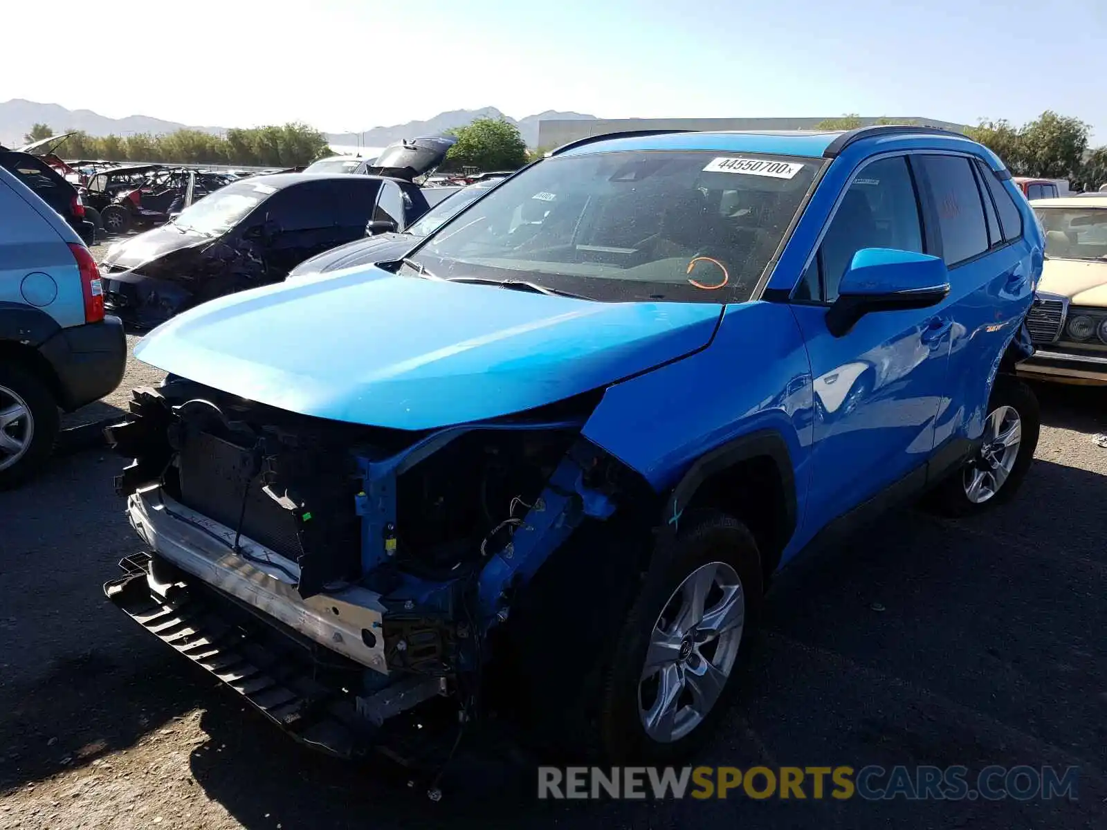 2 Photograph of a damaged car 2T3W1RFV2KW030257 TOYOTA RAV4 2019