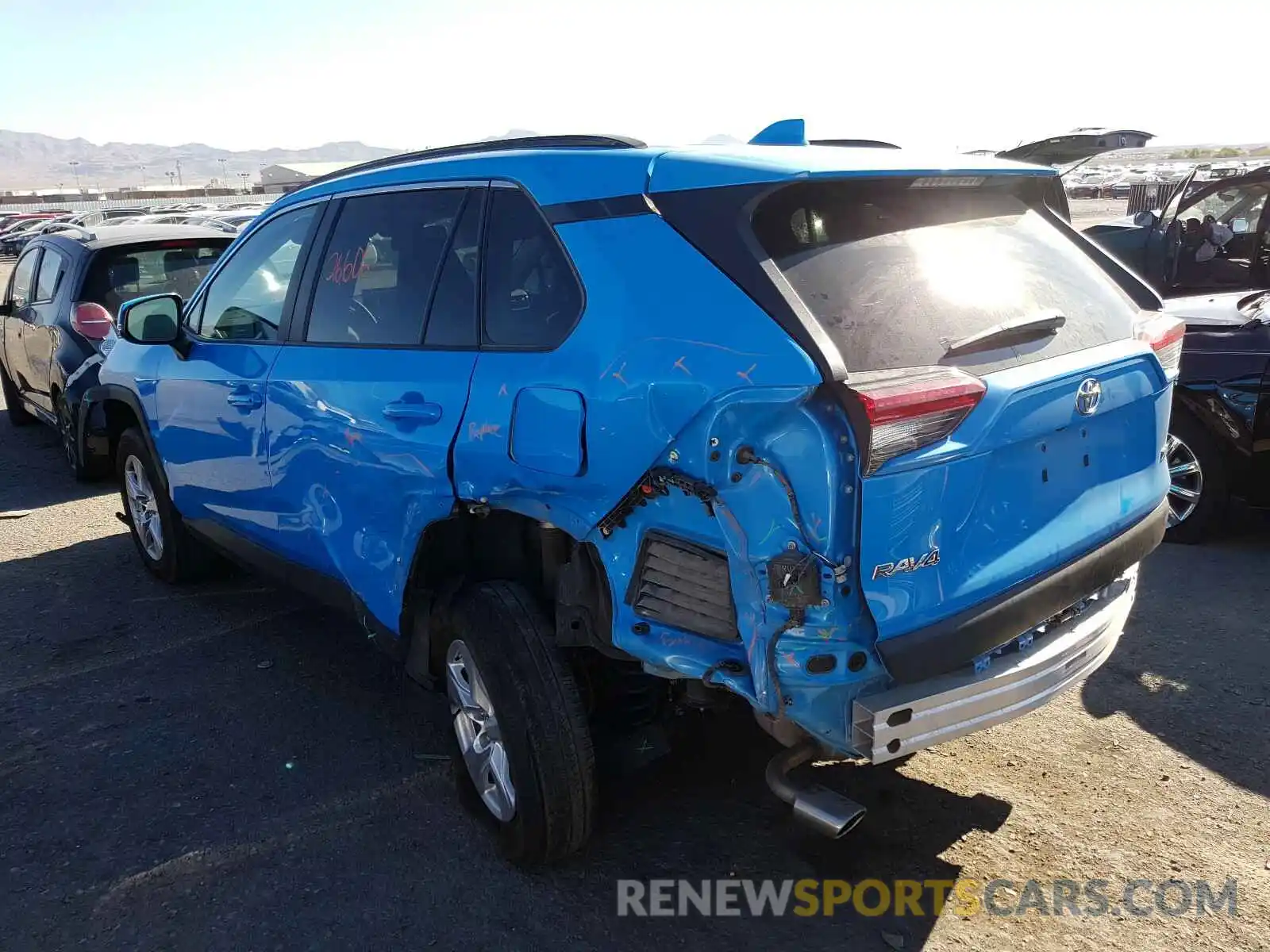 3 Photograph of a damaged car 2T3W1RFV2KW030257 TOYOTA RAV4 2019