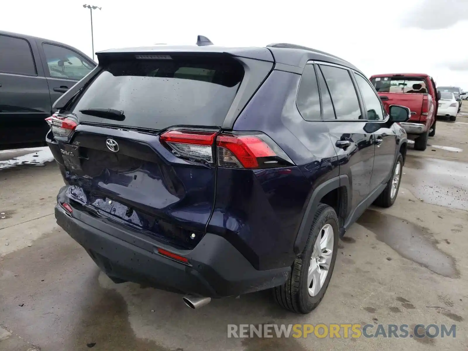 4 Photograph of a damaged car 2T3W1RFV2KW034261 TOYOTA RAV4 2019