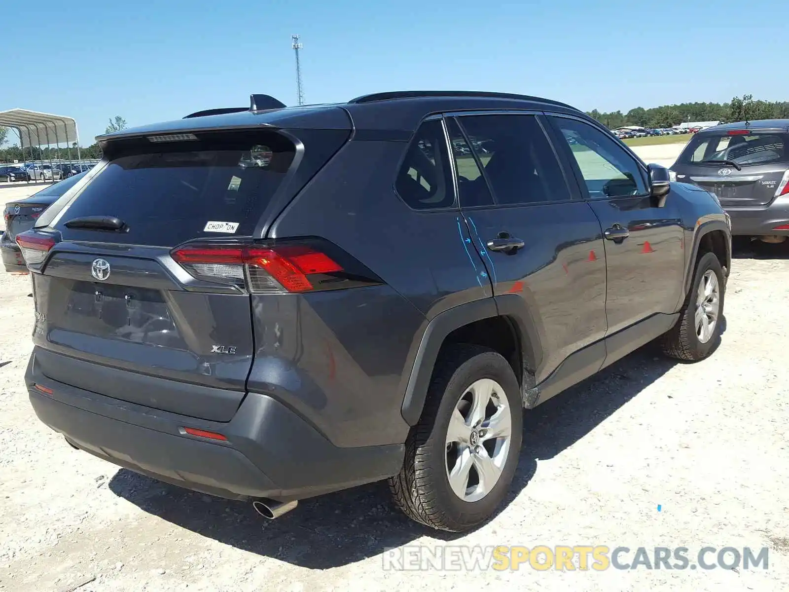 4 Photograph of a damaged car 2T3W1RFV2KW034602 TOYOTA RAV4 2019