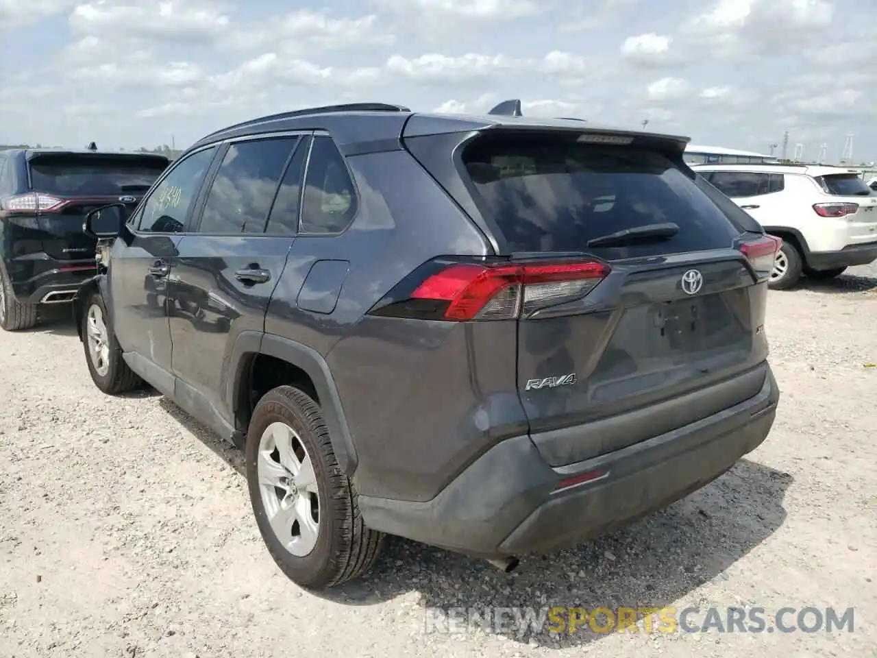 3 Photograph of a damaged car 2T3W1RFV2KW040948 TOYOTA RAV4 2019