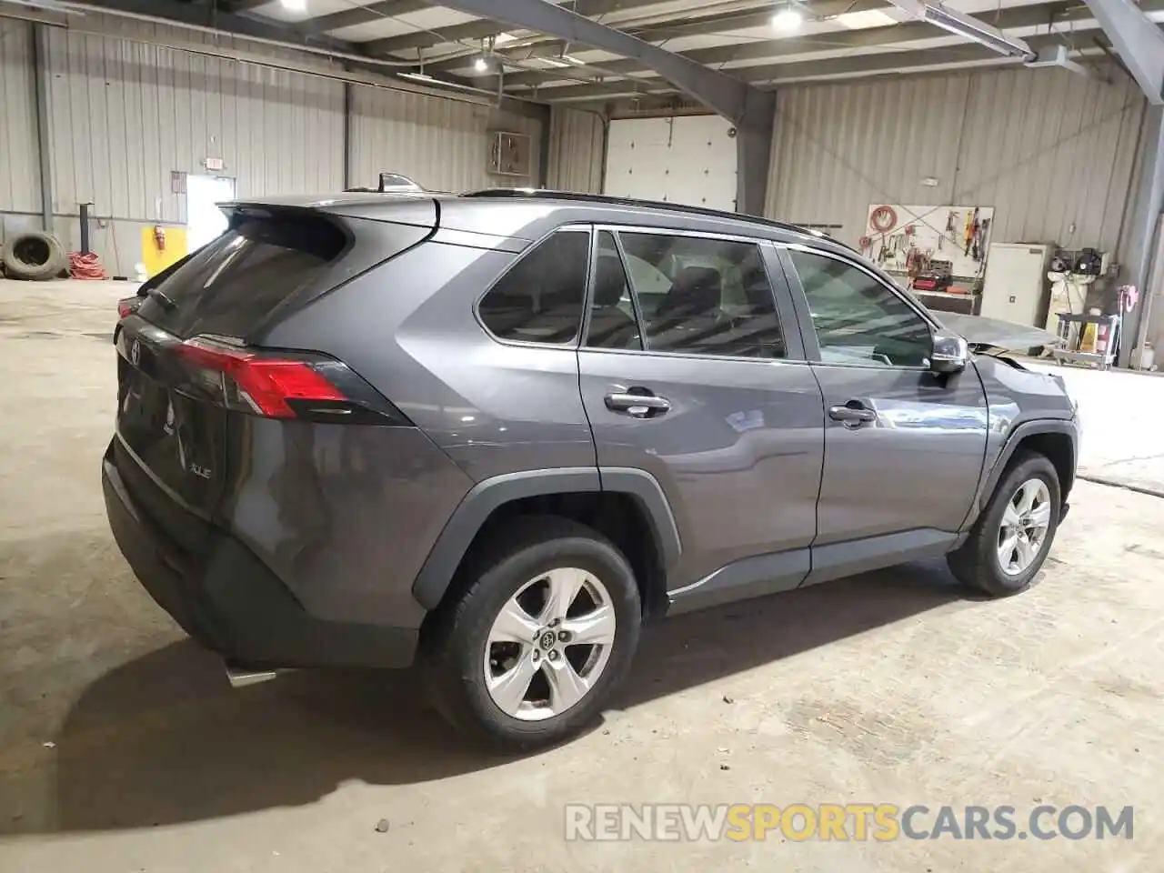 3 Photograph of a damaged car 2T3W1RFV2KW048189 TOYOTA RAV4 2019