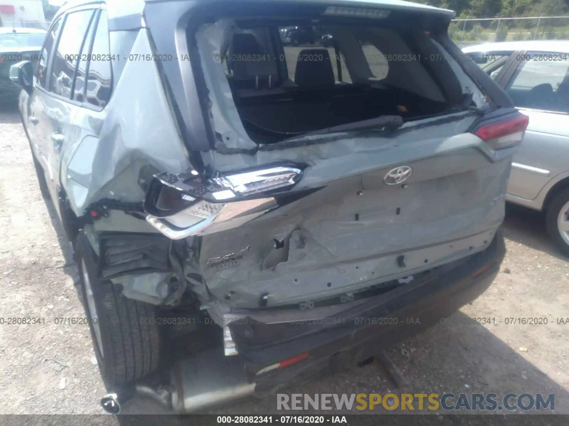 6 Photograph of a damaged car 2T3W1RFV2KW052484 TOYOTA RAV4 2019