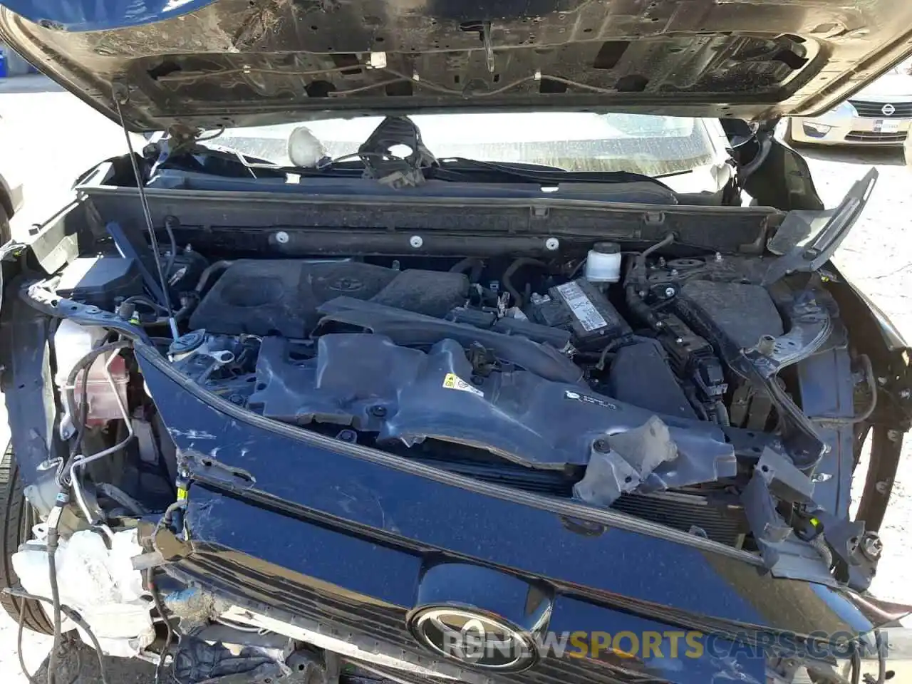 7 Photograph of a damaged car 2T3W1RFV3KC004235 TOYOTA RAV4 2019