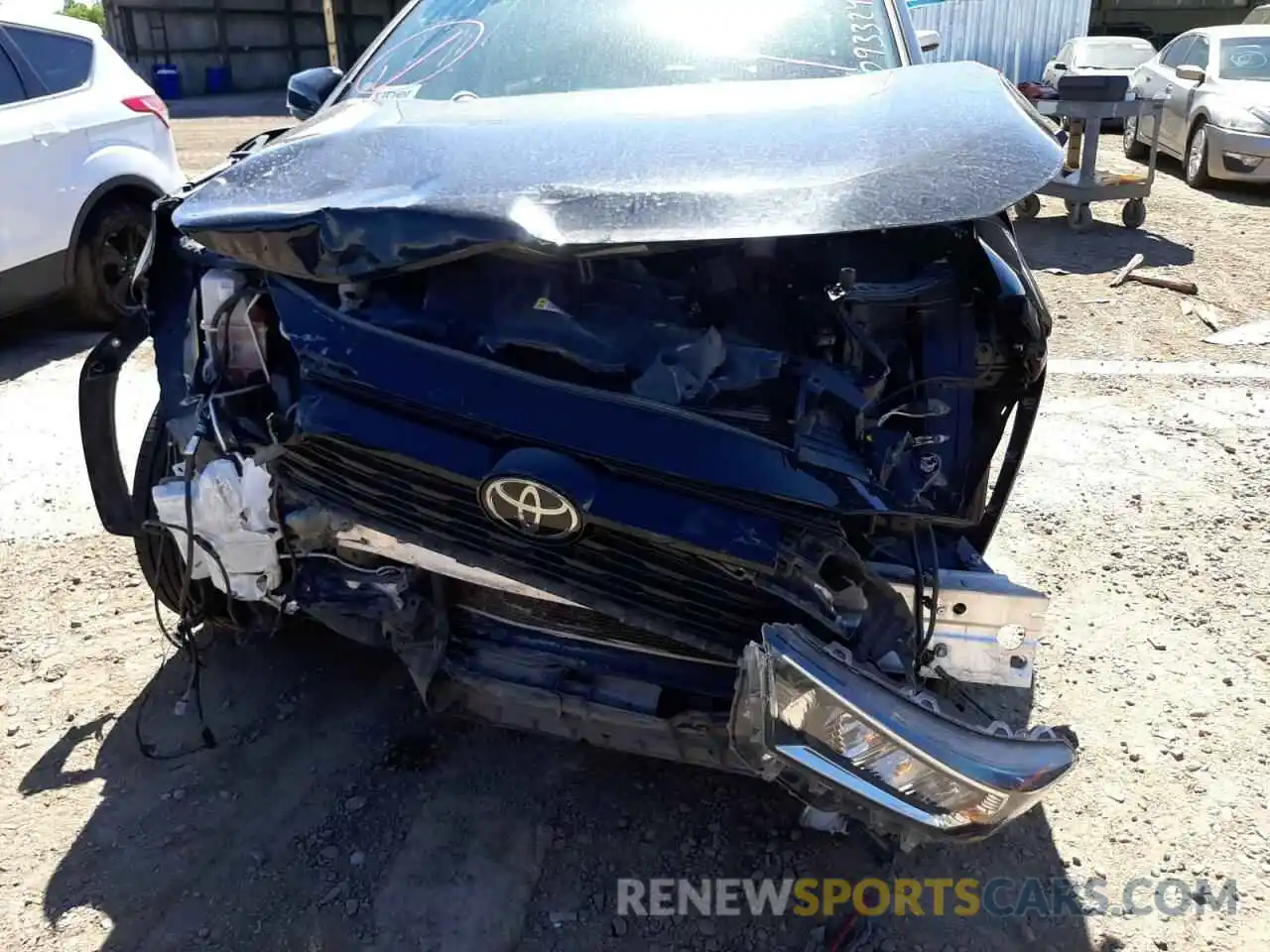 9 Photograph of a damaged car 2T3W1RFV3KC004235 TOYOTA RAV4 2019