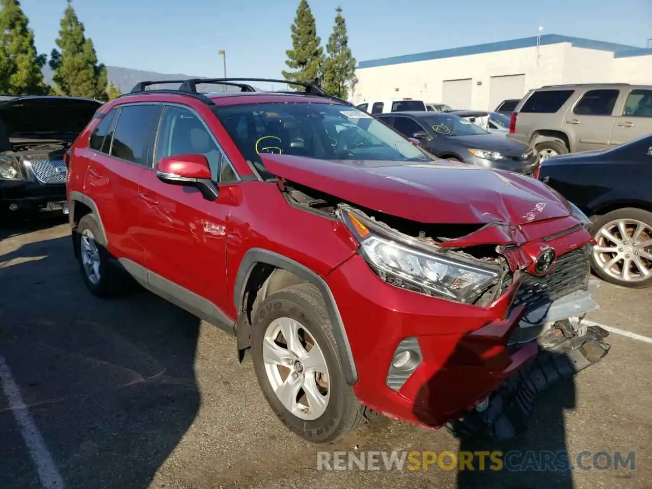 1 Photograph of a damaged car 2T3W1RFV3KC005899 TOYOTA RAV4 2019