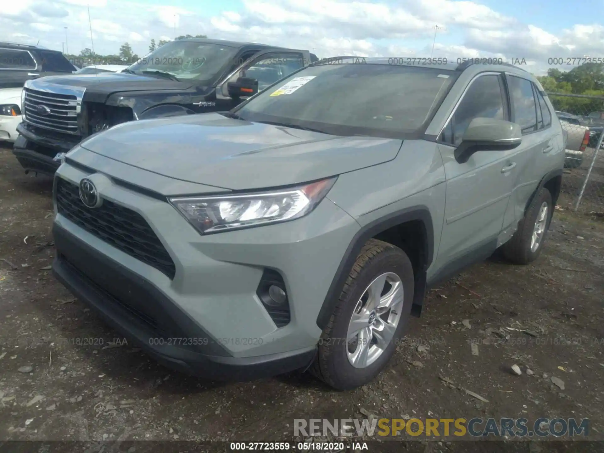 2 Photograph of a damaged car 2T3W1RFV3KC006874 TOYOTA RAV4 2019