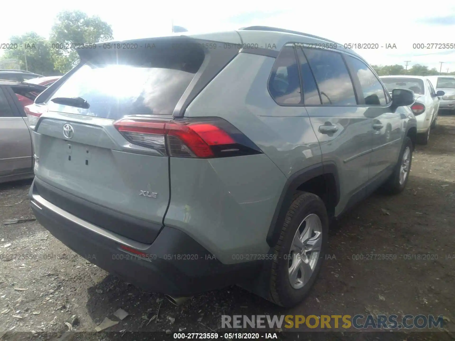 4 Photograph of a damaged car 2T3W1RFV3KC006874 TOYOTA RAV4 2019