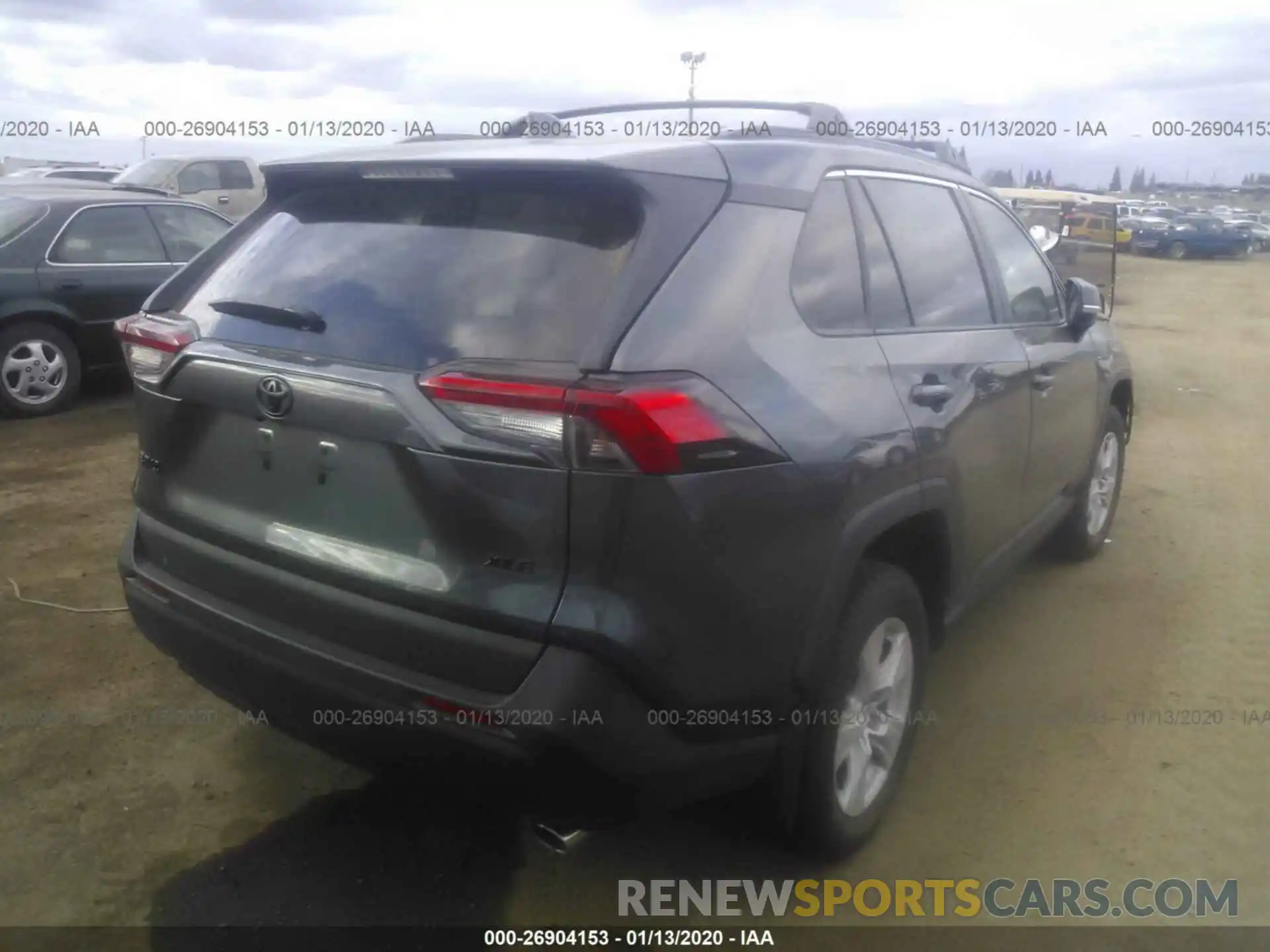 4 Photograph of a damaged car 2T3W1RFV3KC010200 TOYOTA RAV4 2019