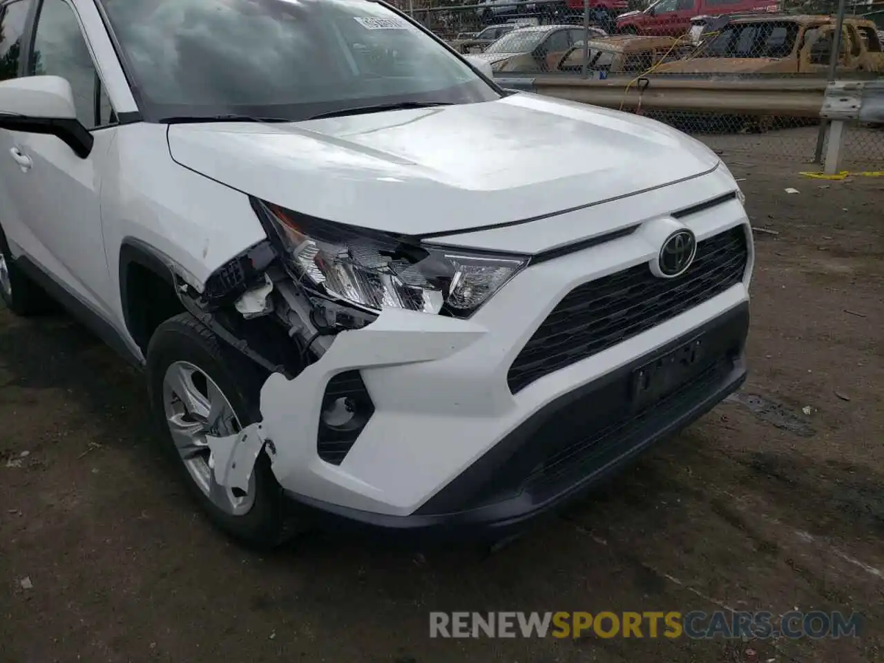 9 Photograph of a damaged car 2T3W1RFV3KC011279 TOYOTA RAV4 2019