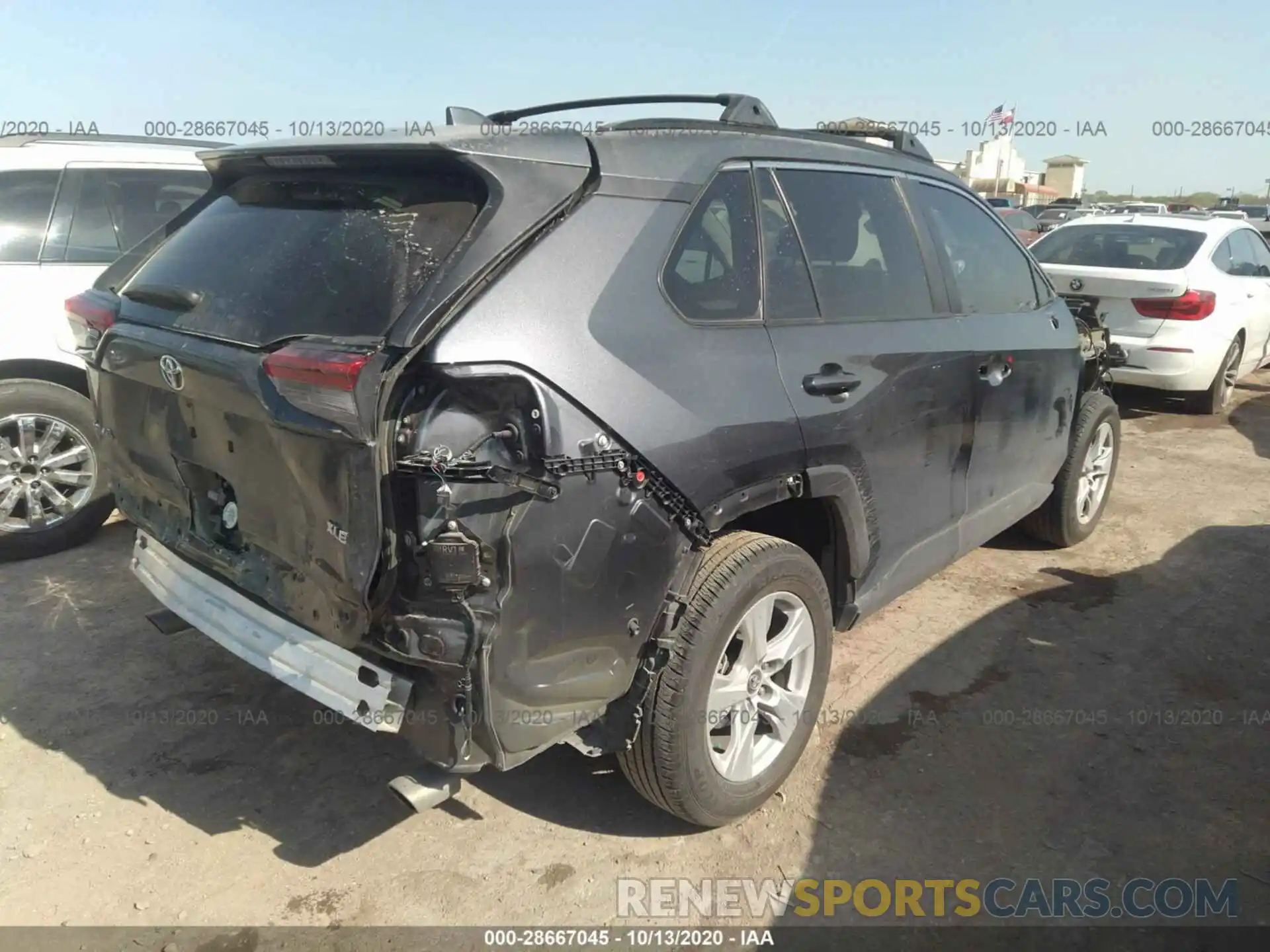 4 Photograph of a damaged car 2T3W1RFV3KC012951 TOYOTA RAV4 2019