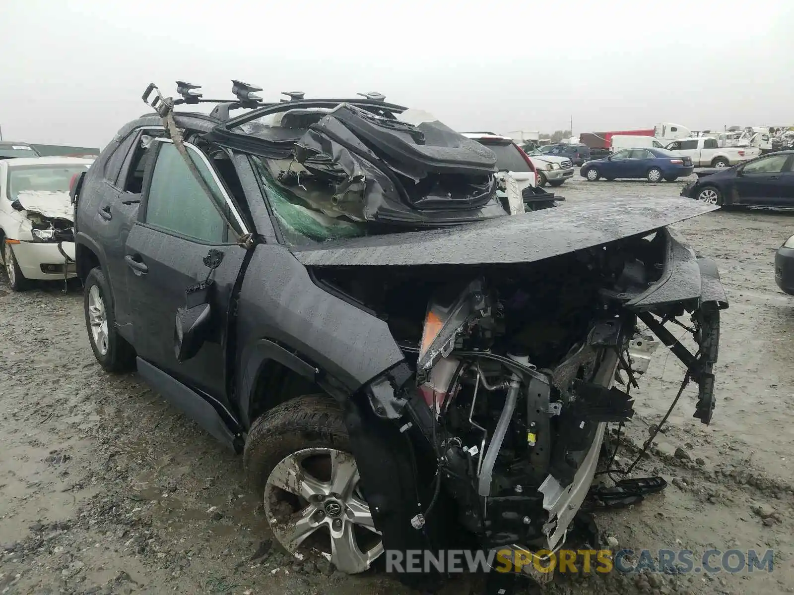 1 Photograph of a damaged car 2T3W1RFV3KC015834 TOYOTA RAV4 2019
