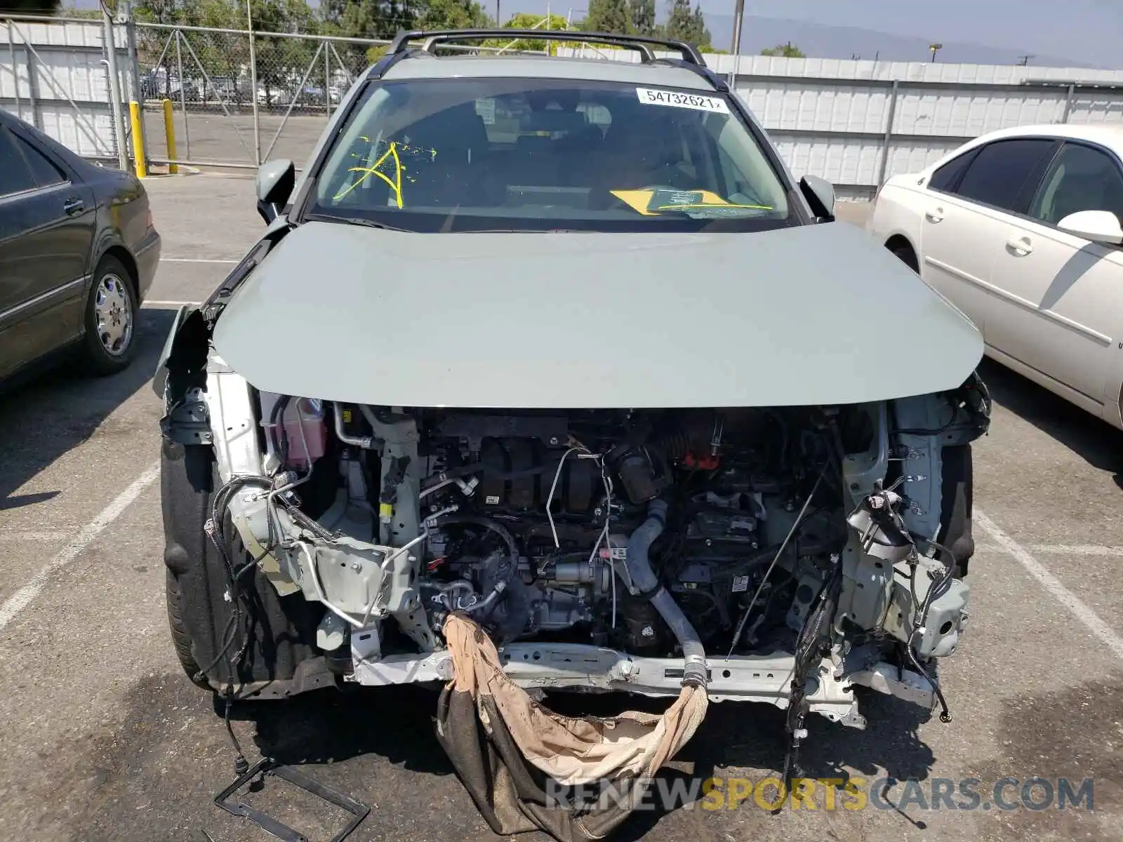 9 Photograph of a damaged car 2T3W1RFV3KC016336 TOYOTA RAV4 2019