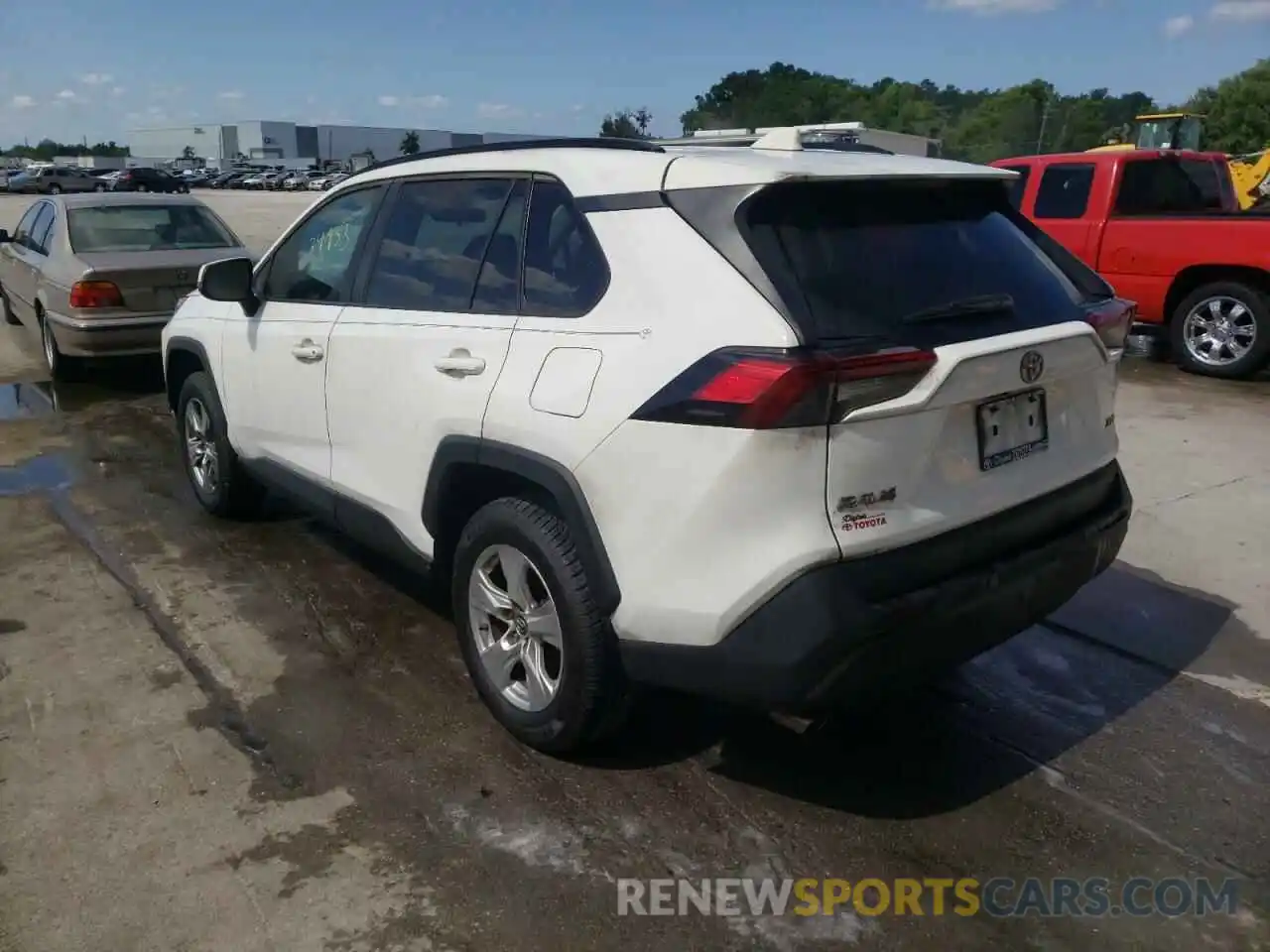 3 Photograph of a damaged car 2T3W1RFV3KC016482 TOYOTA RAV4 2019