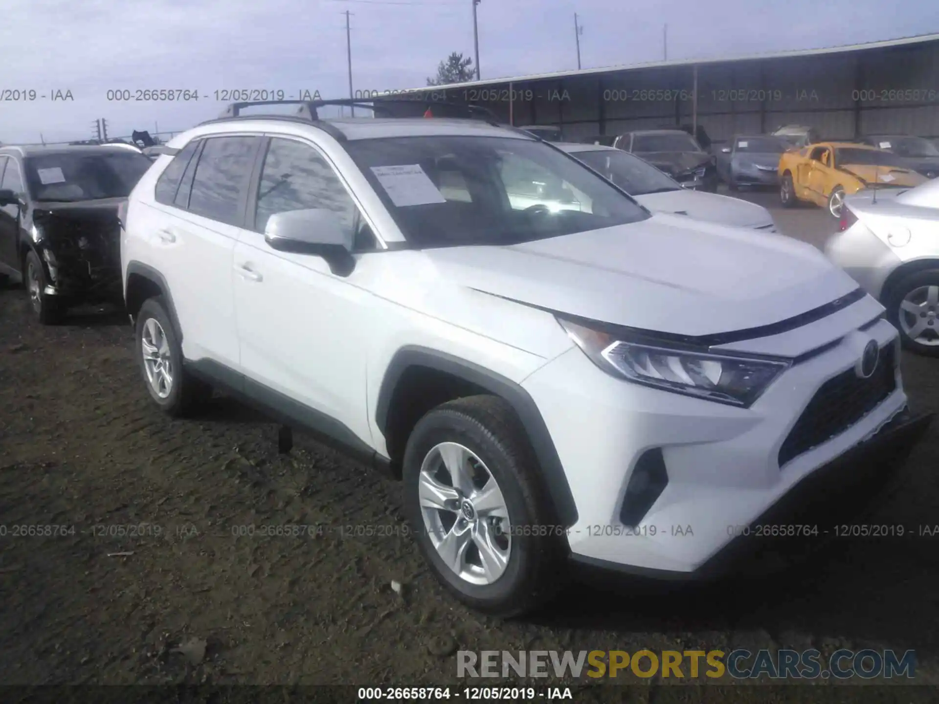 1 Фотография поврежденного автомобиля 2T3W1RFV3KC020368 TOYOTA RAV4 2019