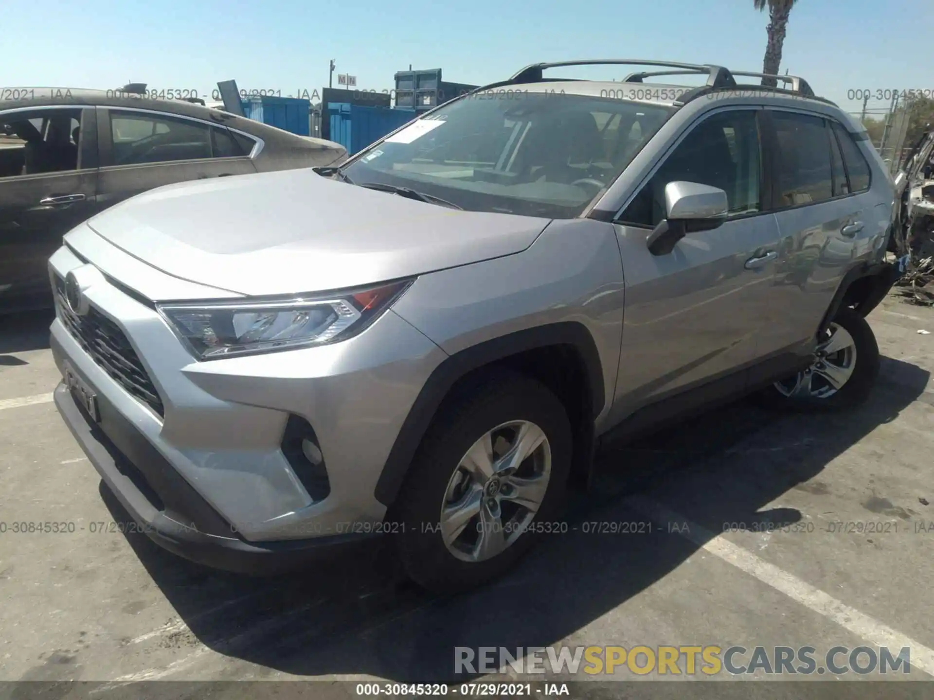 2 Фотография поврежденного автомобиля 2T3W1RFV3KC023061 TOYOTA RAV4 2019