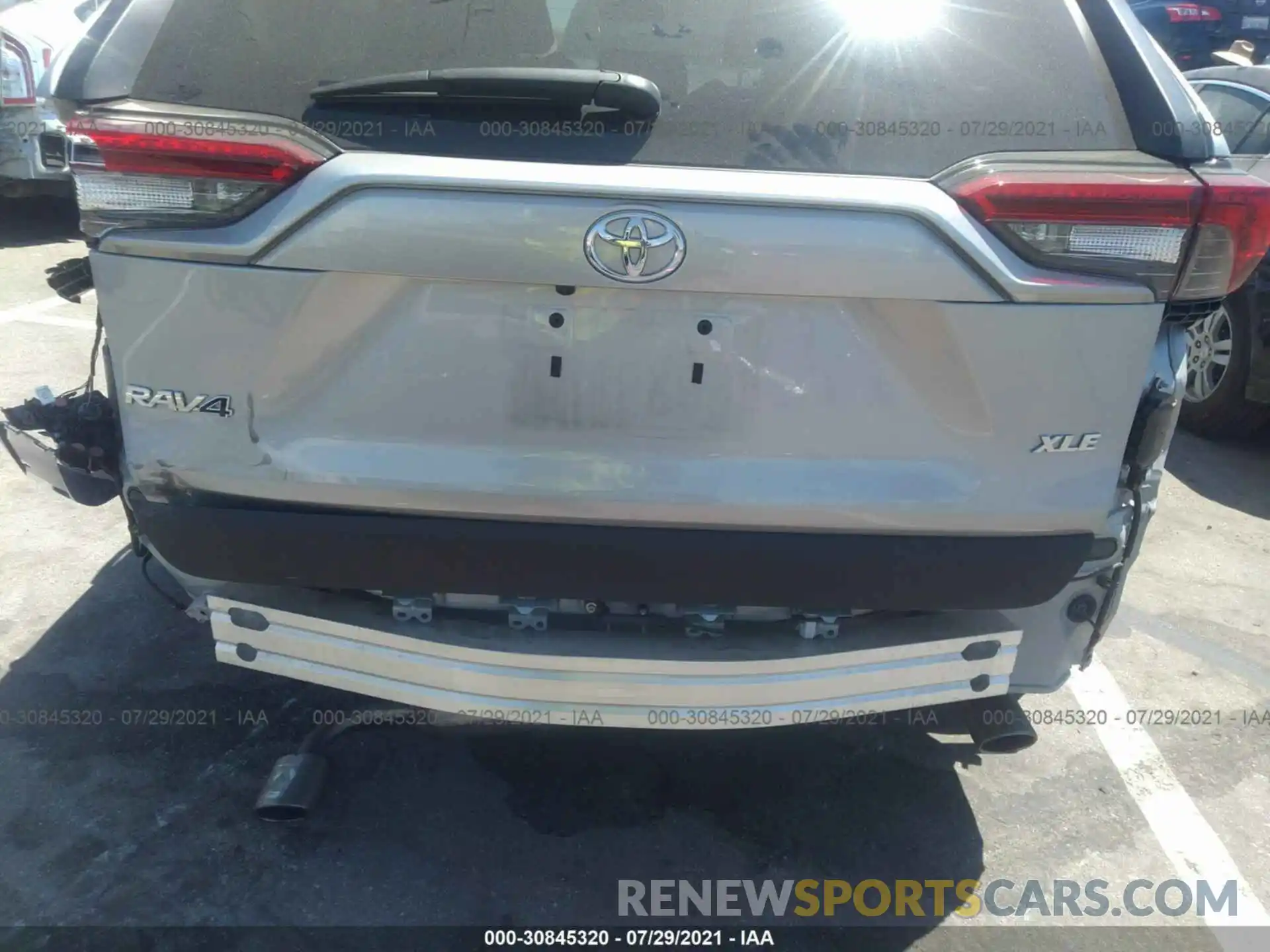 6 Photograph of a damaged car 2T3W1RFV3KC023061 TOYOTA RAV4 2019