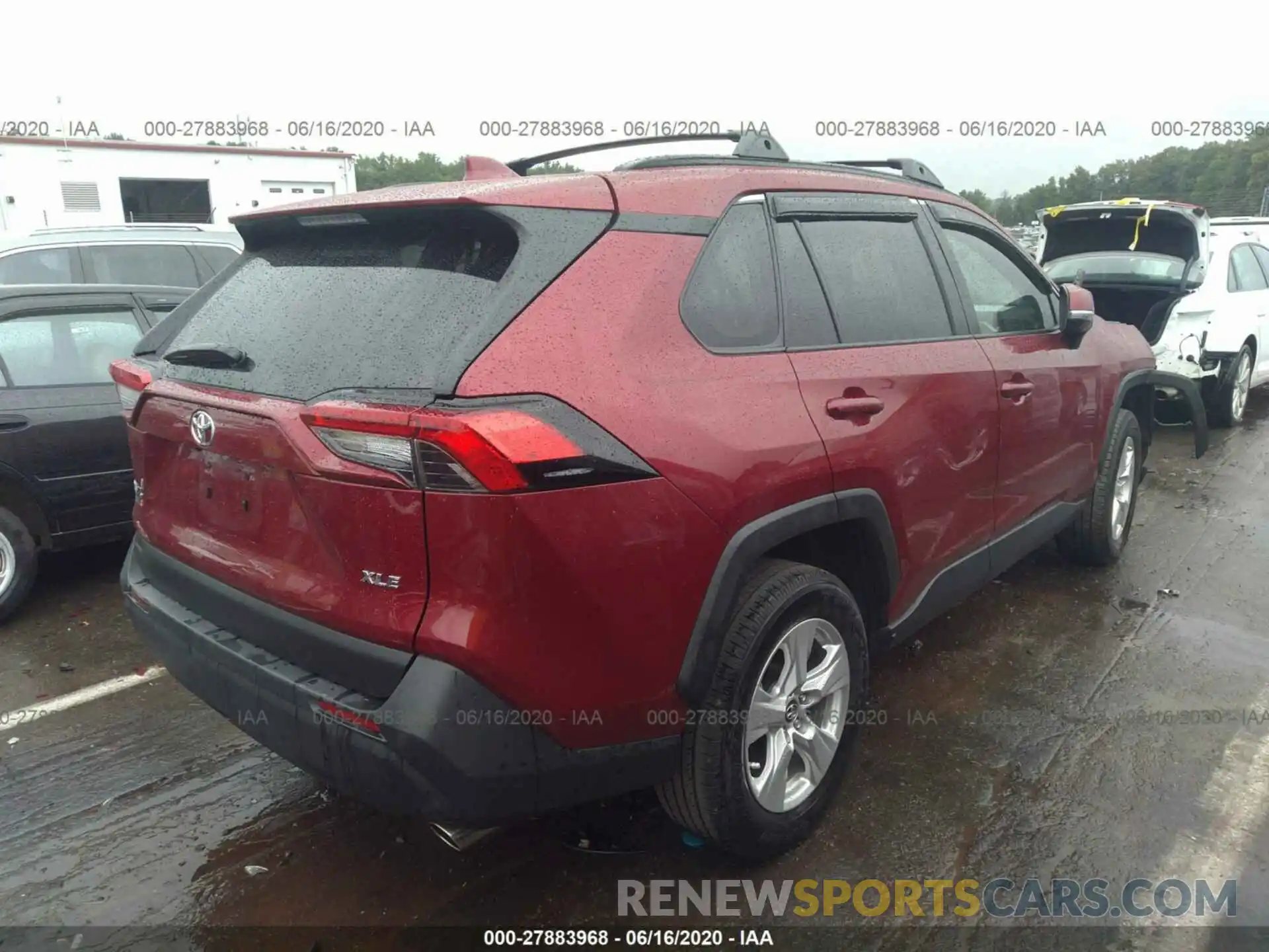 4 Photograph of a damaged car 2T3W1RFV3KC023349 TOYOTA RAV4 2019