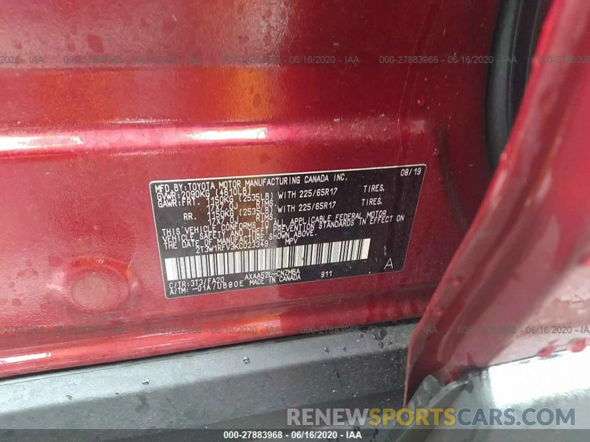 9 Photograph of a damaged car 2T3W1RFV3KC023349 TOYOTA RAV4 2019