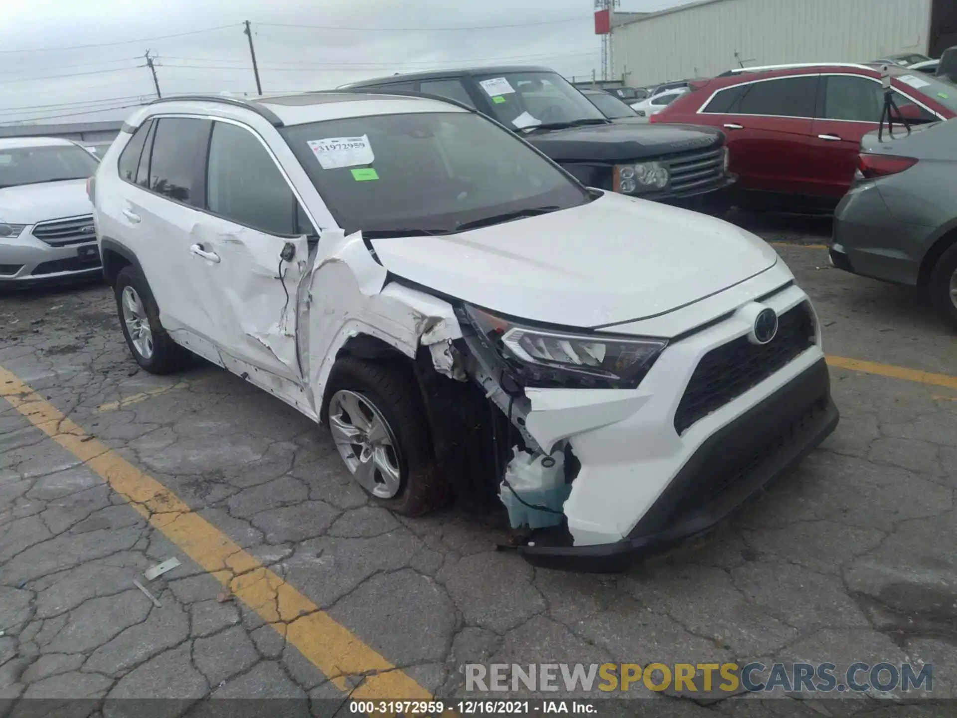 1 Photograph of a damaged car 2T3W1RFV3KC024162 TOYOTA RAV4 2019