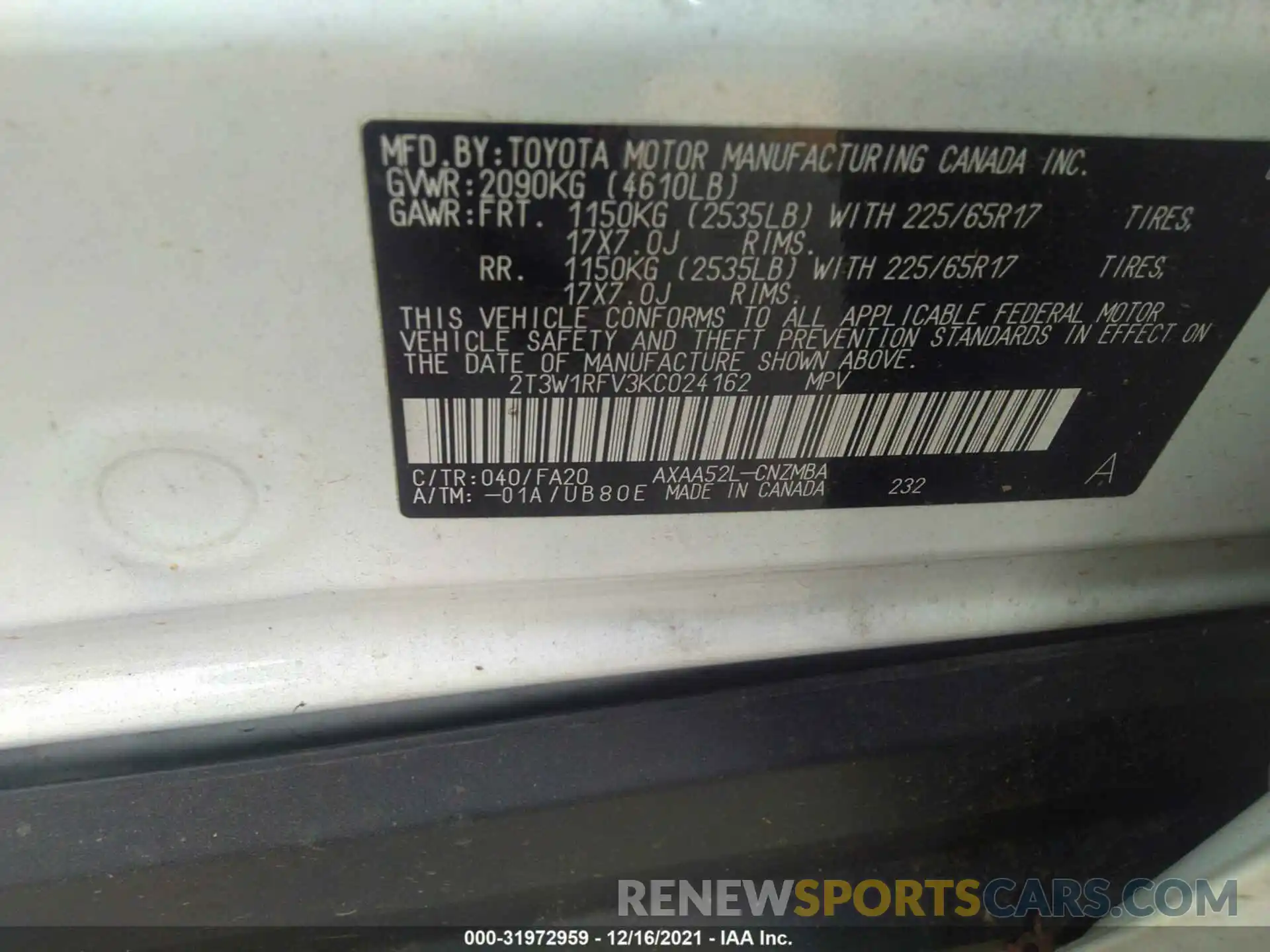 9 Photograph of a damaged car 2T3W1RFV3KC024162 TOYOTA RAV4 2019