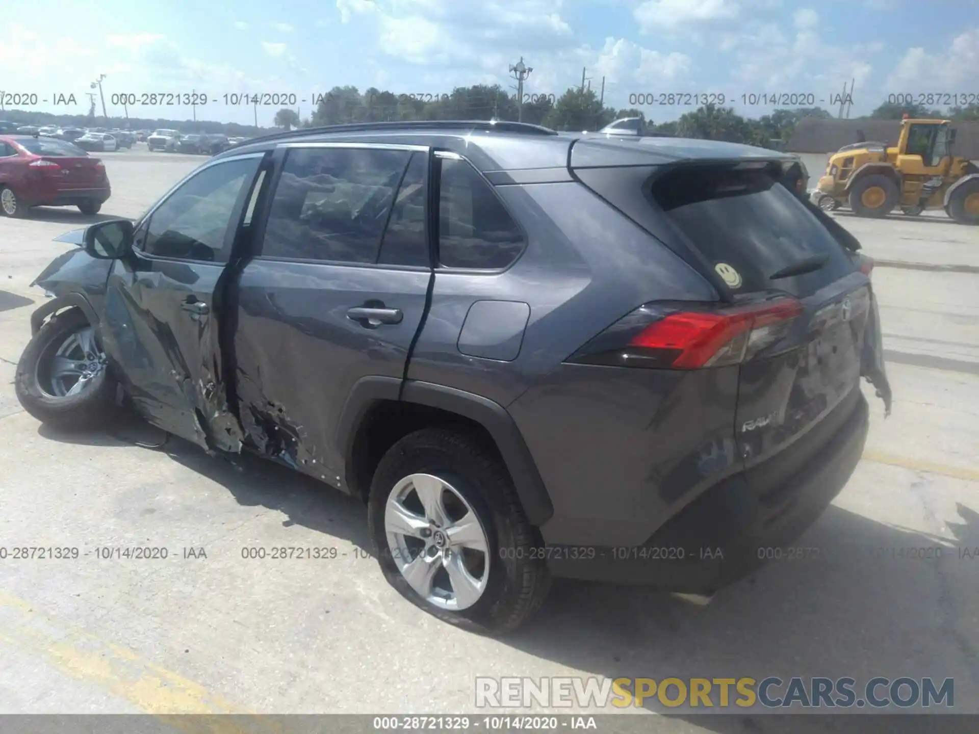 3 Photograph of a damaged car 2T3W1RFV3KC024632 TOYOTA RAV4 2019