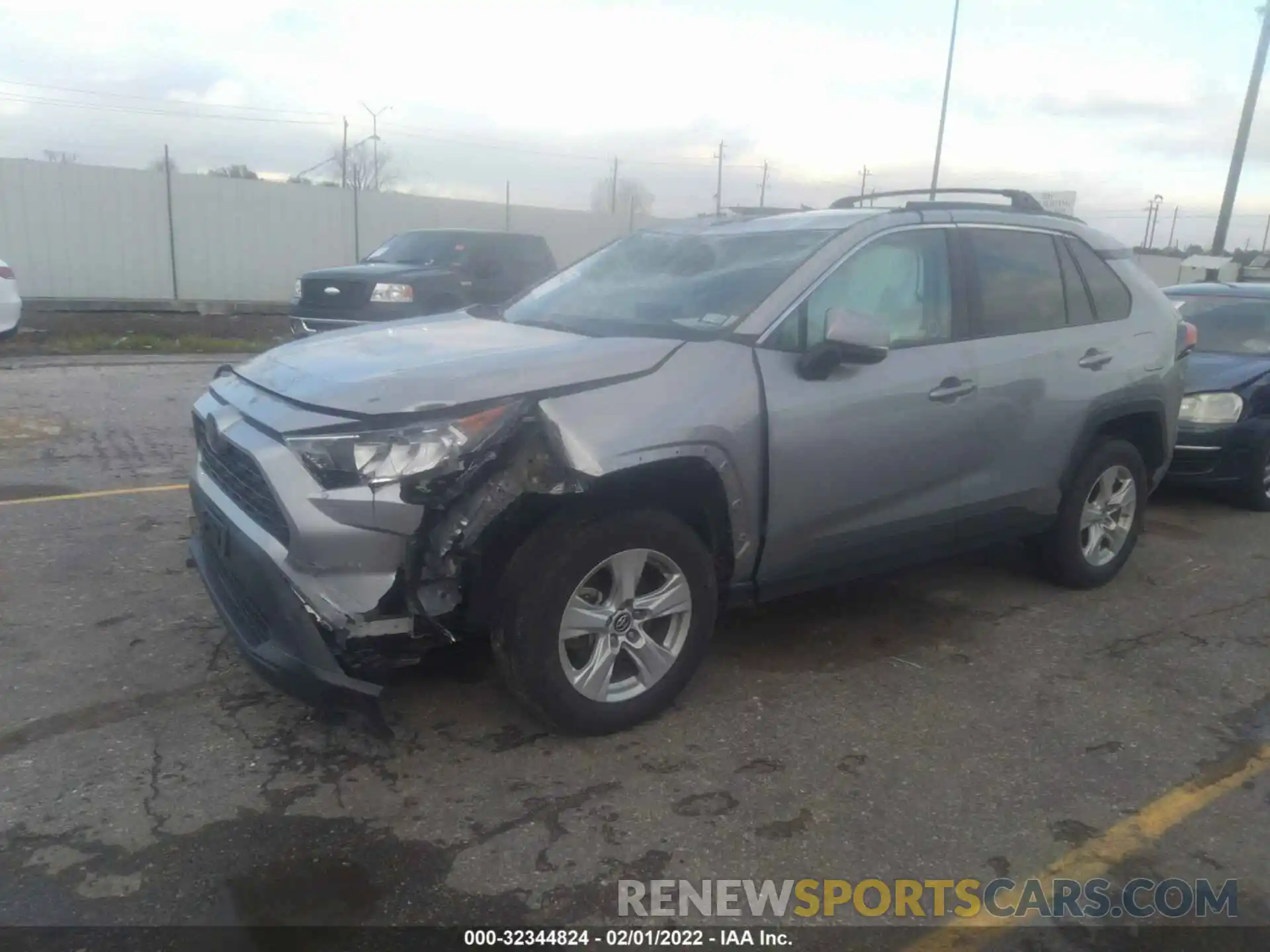 2 Photograph of a damaged car 2T3W1RFV3KC025392 TOYOTA RAV4 2019