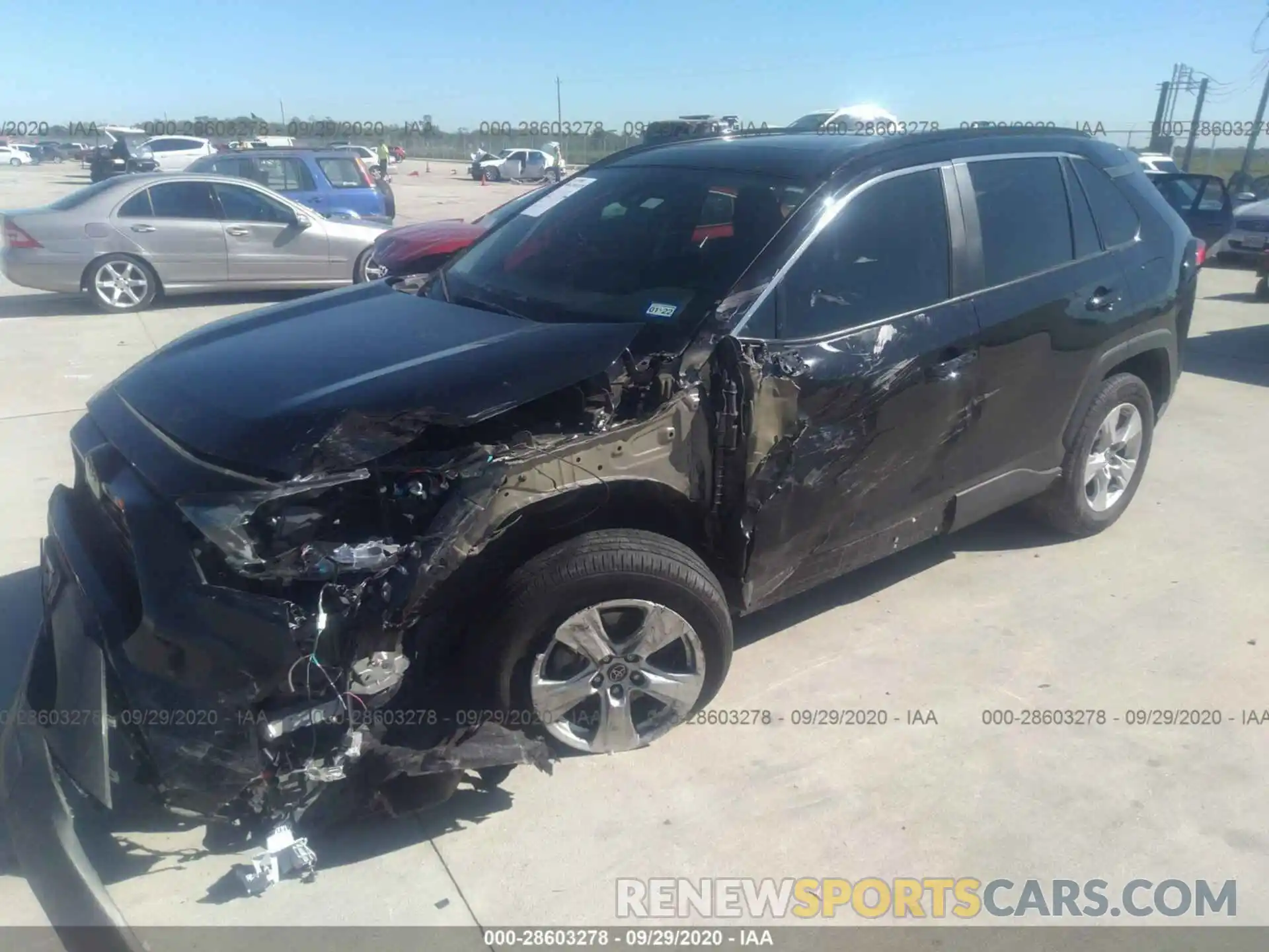 2 Photograph of a damaged car 2T3W1RFV3KC028728 TOYOTA RAV4 2019